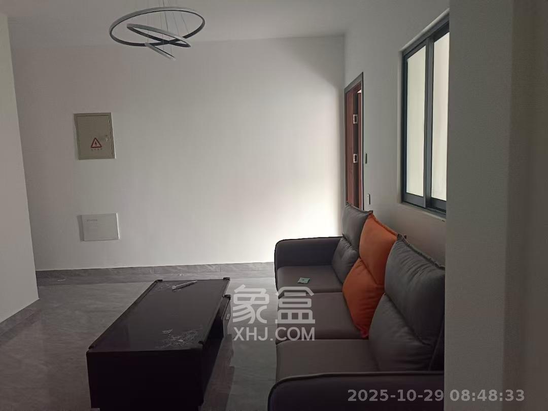 中城苑  2室1厅1卫    2100.0元/月