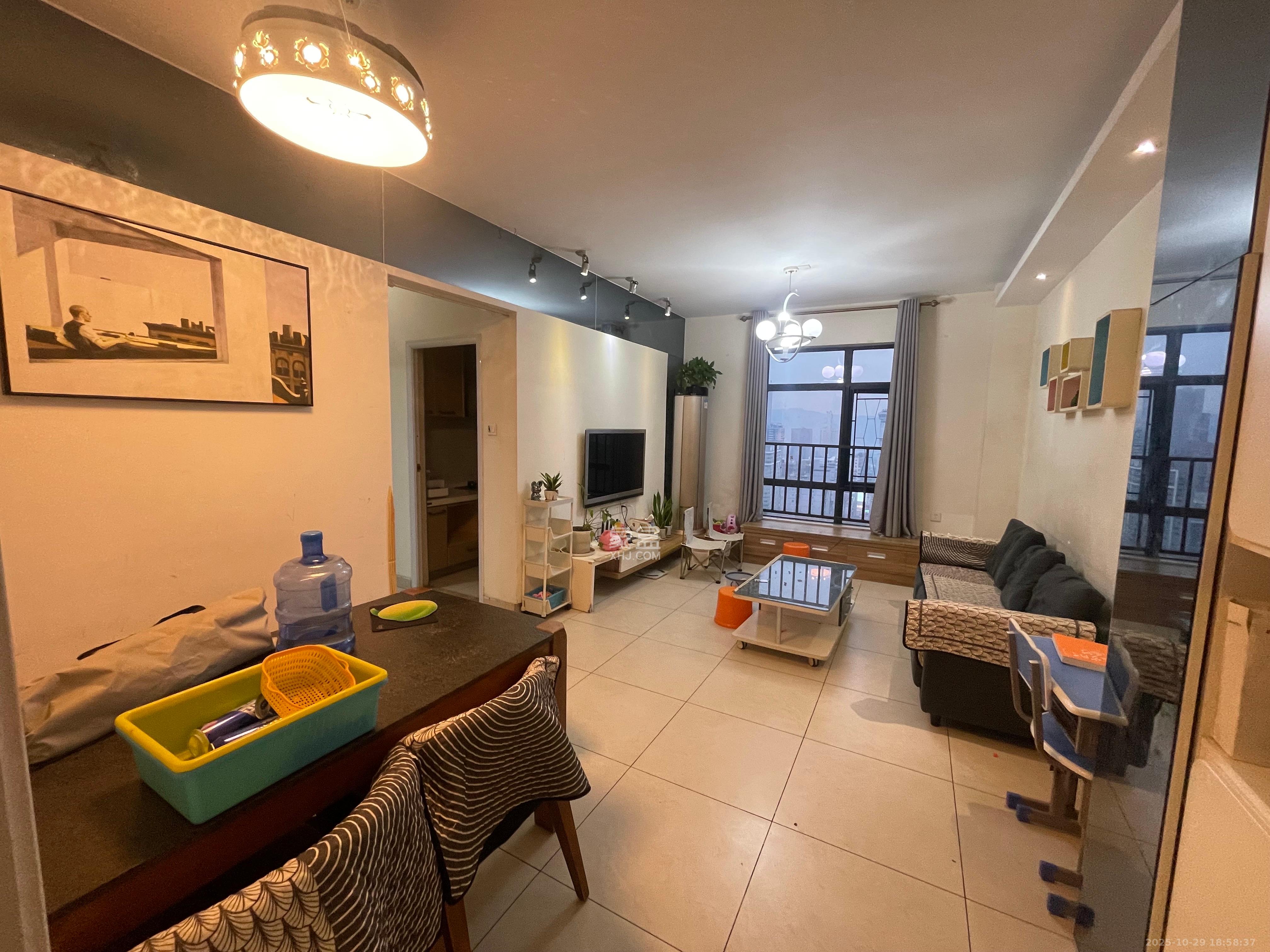 湘域城邦（湘域国际中心）  2室1厅1卫    3200.0元/月