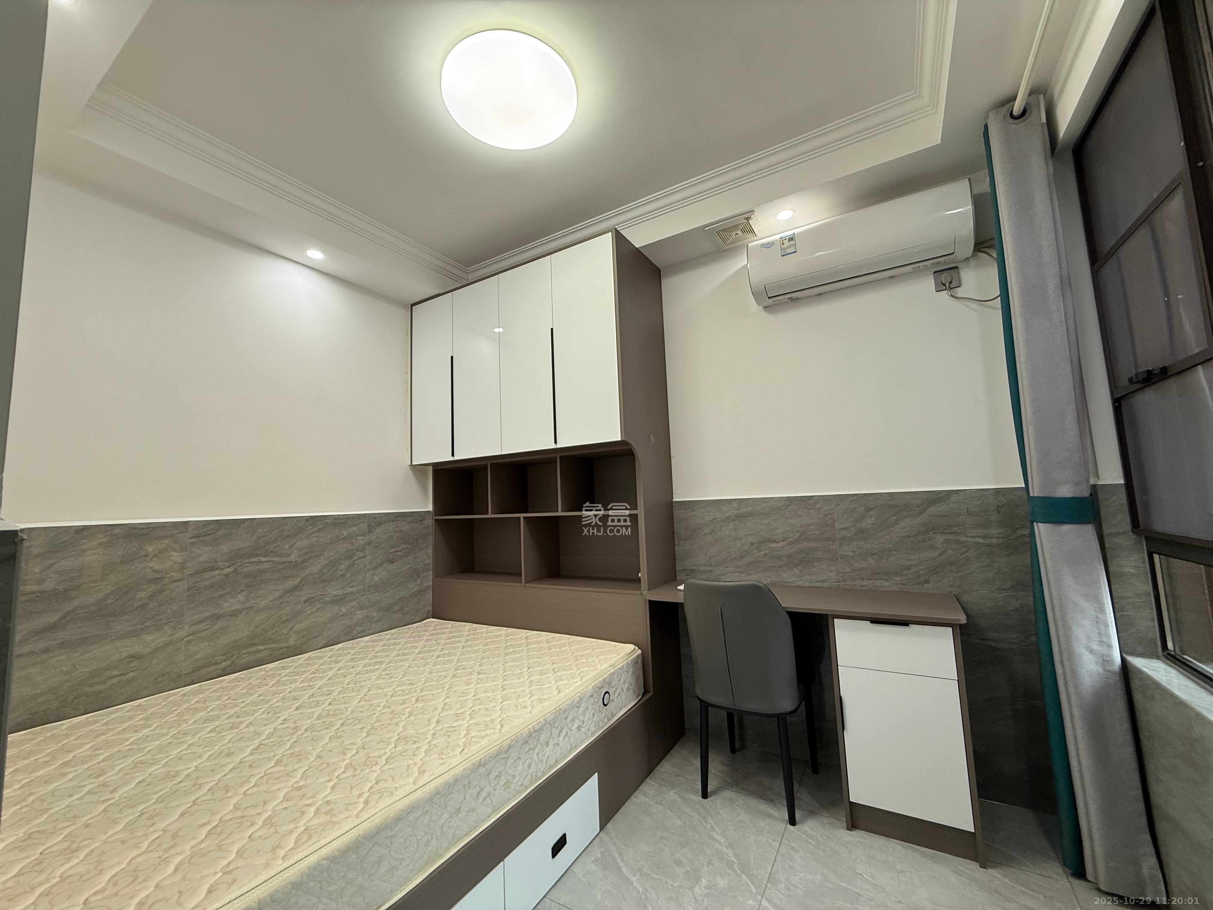 东合新苑  2室1厅1卫    2200.0元/月室内图