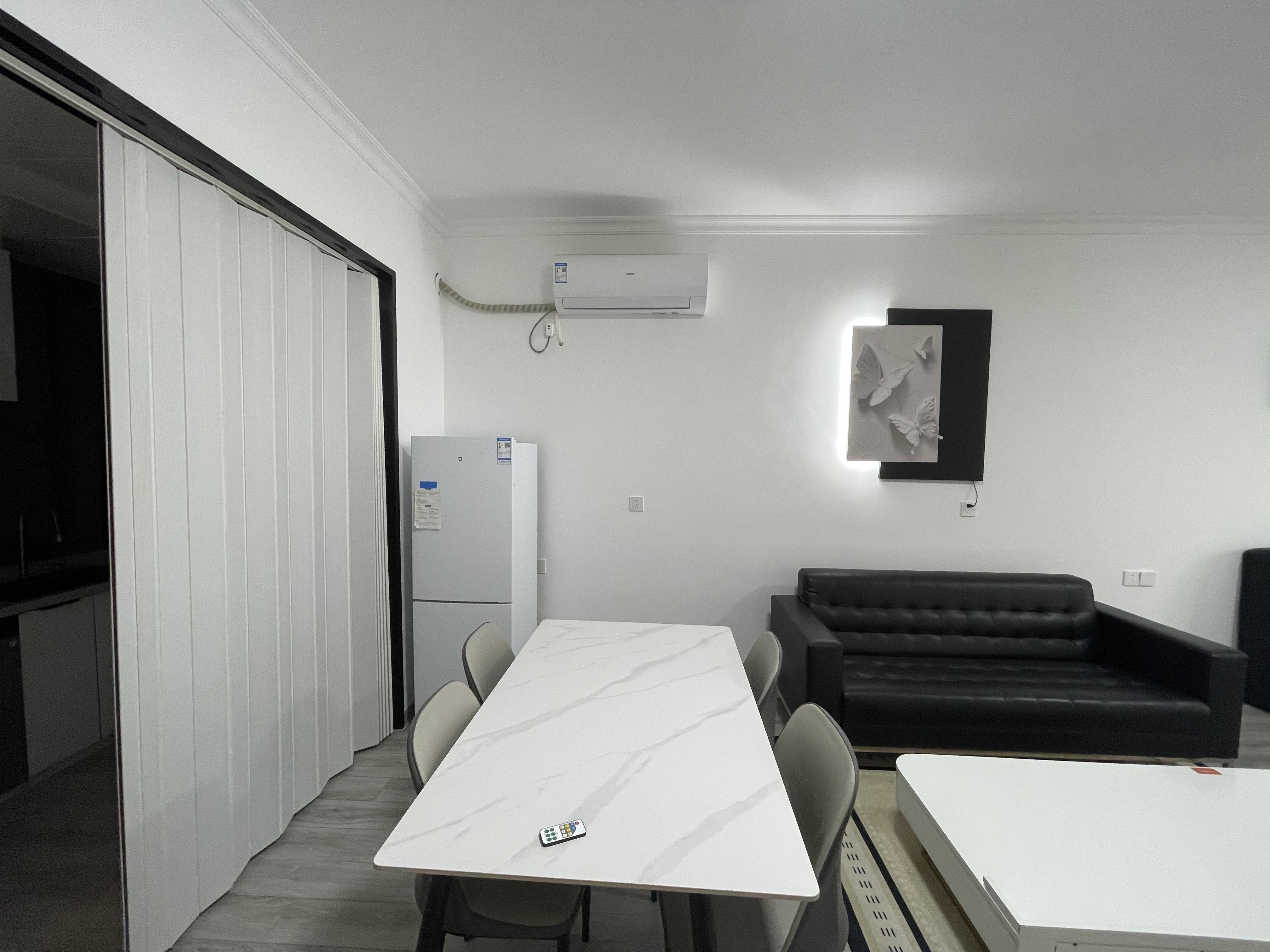 紫金花园 1室1厅1卫 1500.0元/月 紫金花园 1室1厅1卫 1500.0元/月室内图