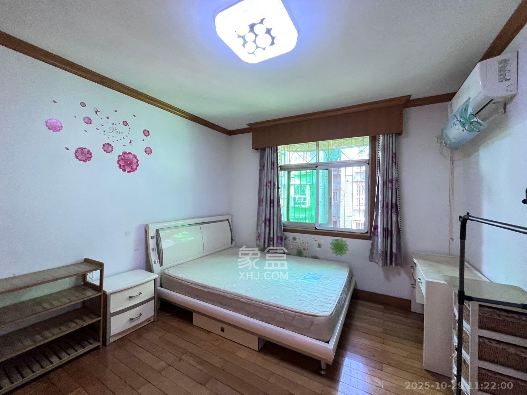 恒达花园  3室2厅1卫    1800.0元/月 恒达花园  3室2厅1卫    1800.0元/月室内图