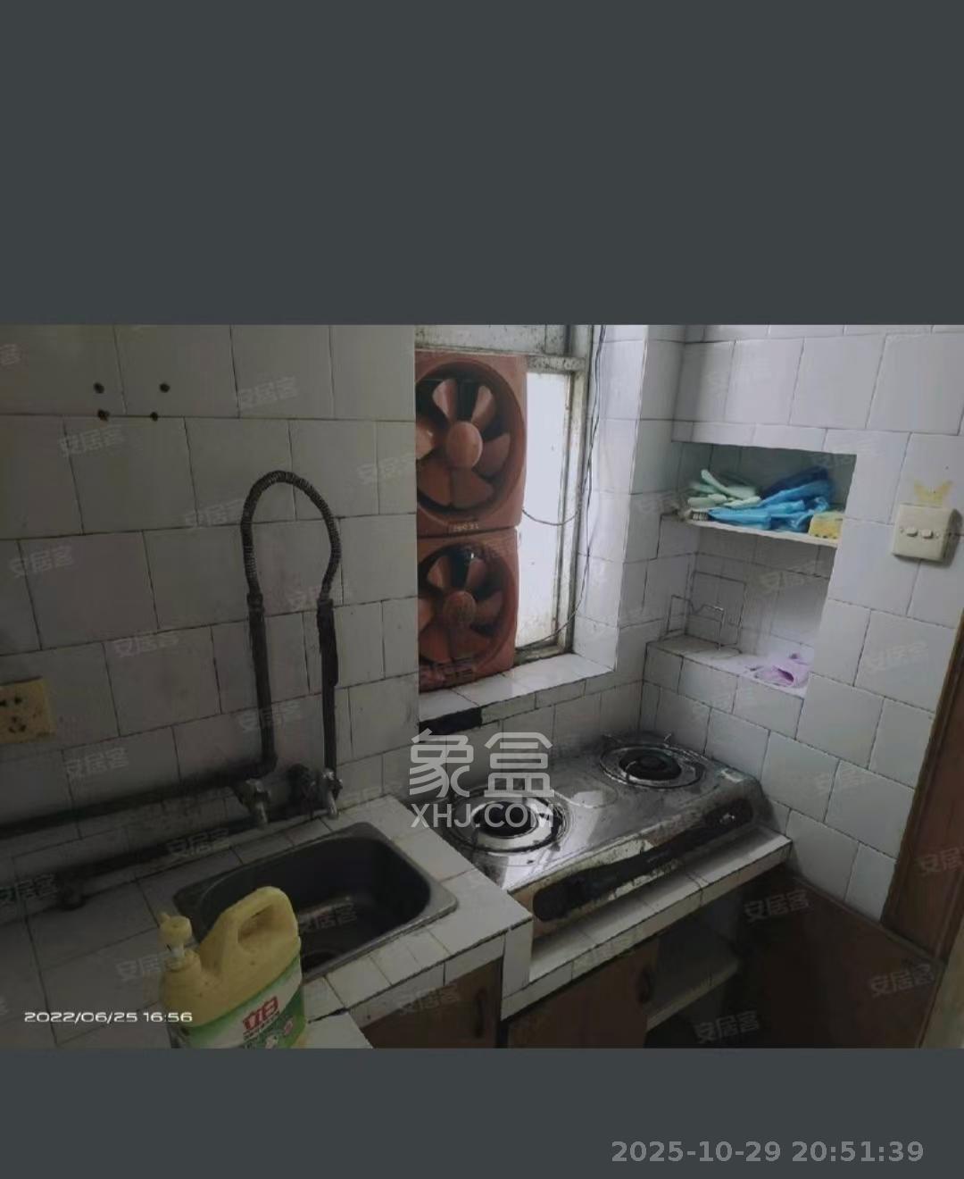 曙光南路78/梨子山二网格（原苎麻小区）  1室0厅0卫    900.0元/月室内图