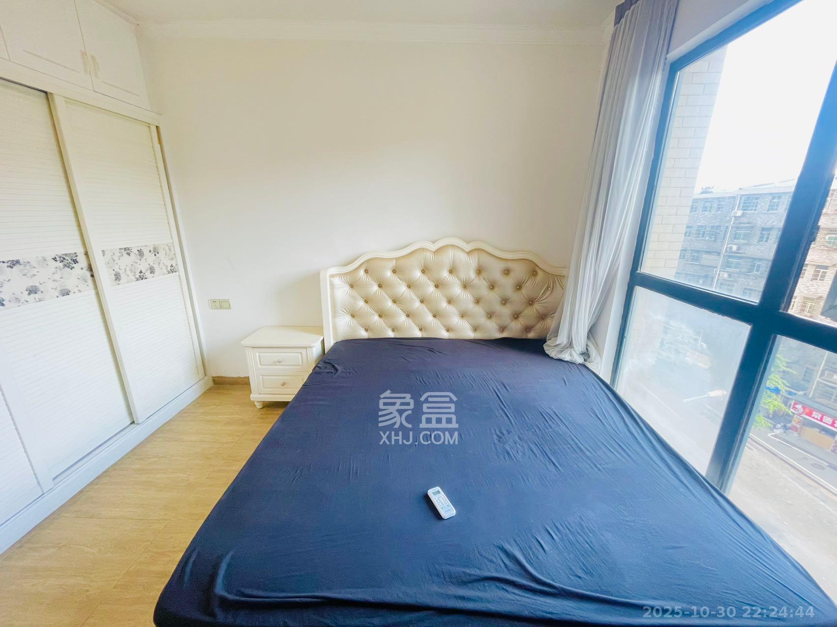 湘江锦绣  3室2厅1卫    2200.0元/月室内图