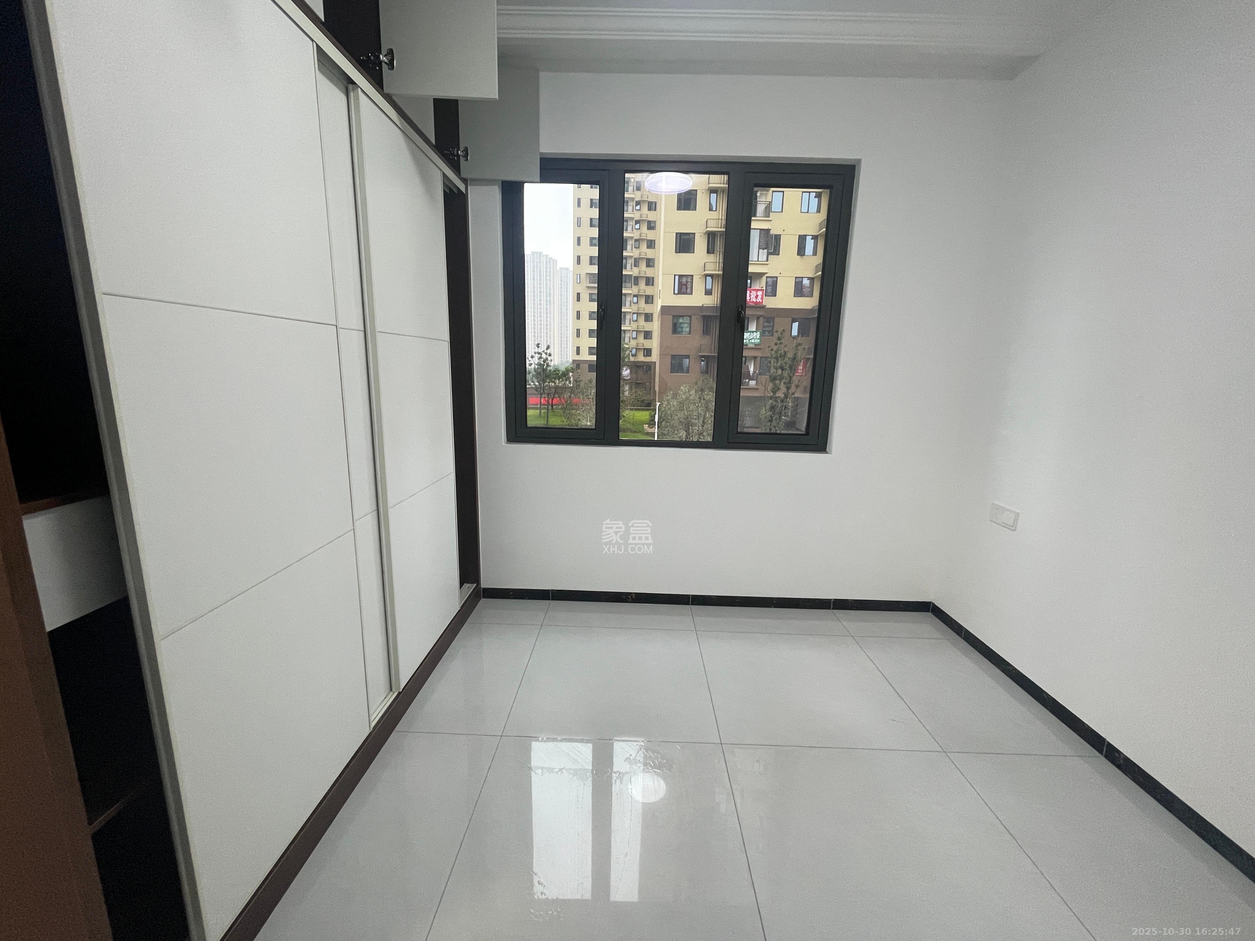 望远嘉苑  2室1厅1卫    2300.0元/月室内图