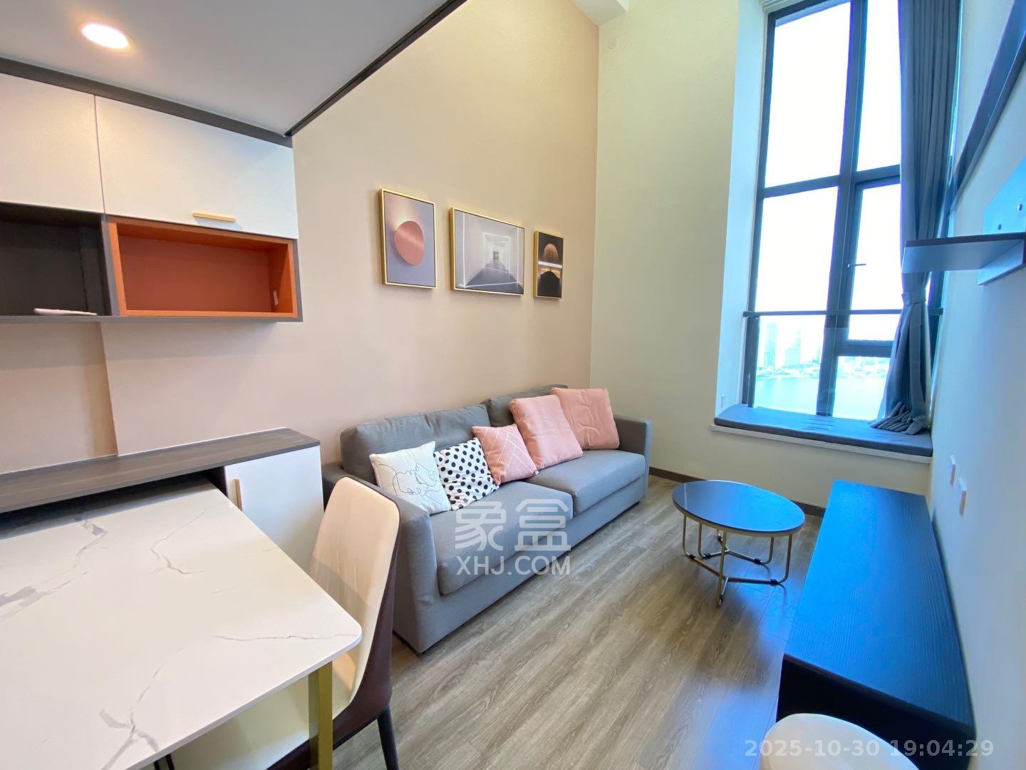 卓越浅水湾  1室0厅0卫    1400.0元/月 卓越浅水湾  1室0厅0卫    1400.0元/月室内图