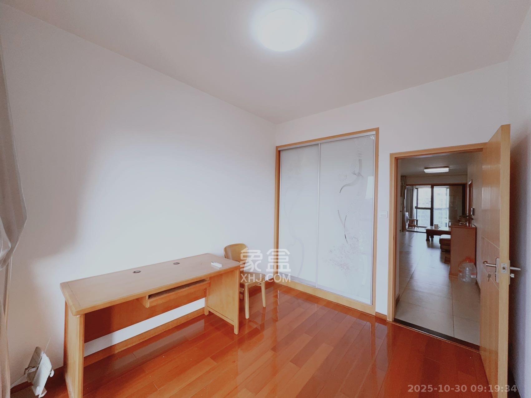 博林金谷  1室2厅1卫    3000.0元/月室内图