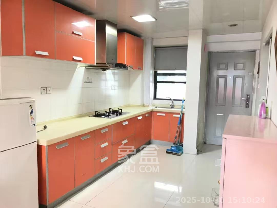 阳光100二期  1室1厅1卫    1500.0元/月