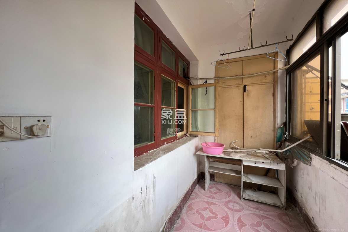 物华大院 2室2厅1卫 1200.0元/月 物华大院 2室2厅1卫 1200.0元/月室内图