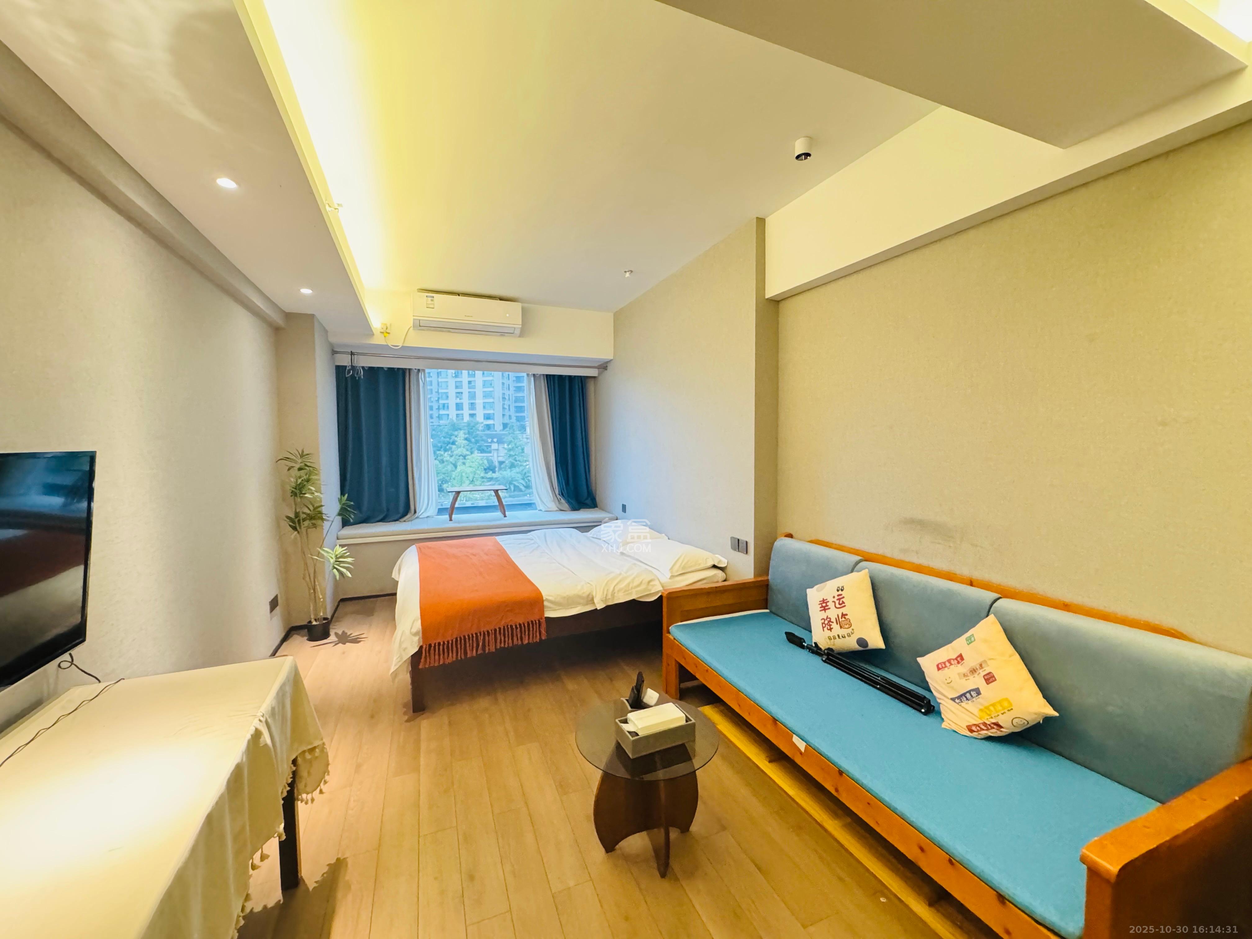 达美涧溪山  1室1厅1卫    1400.0元/月 达美涧溪山  1室1厅1卫    1400.0元/月室内图