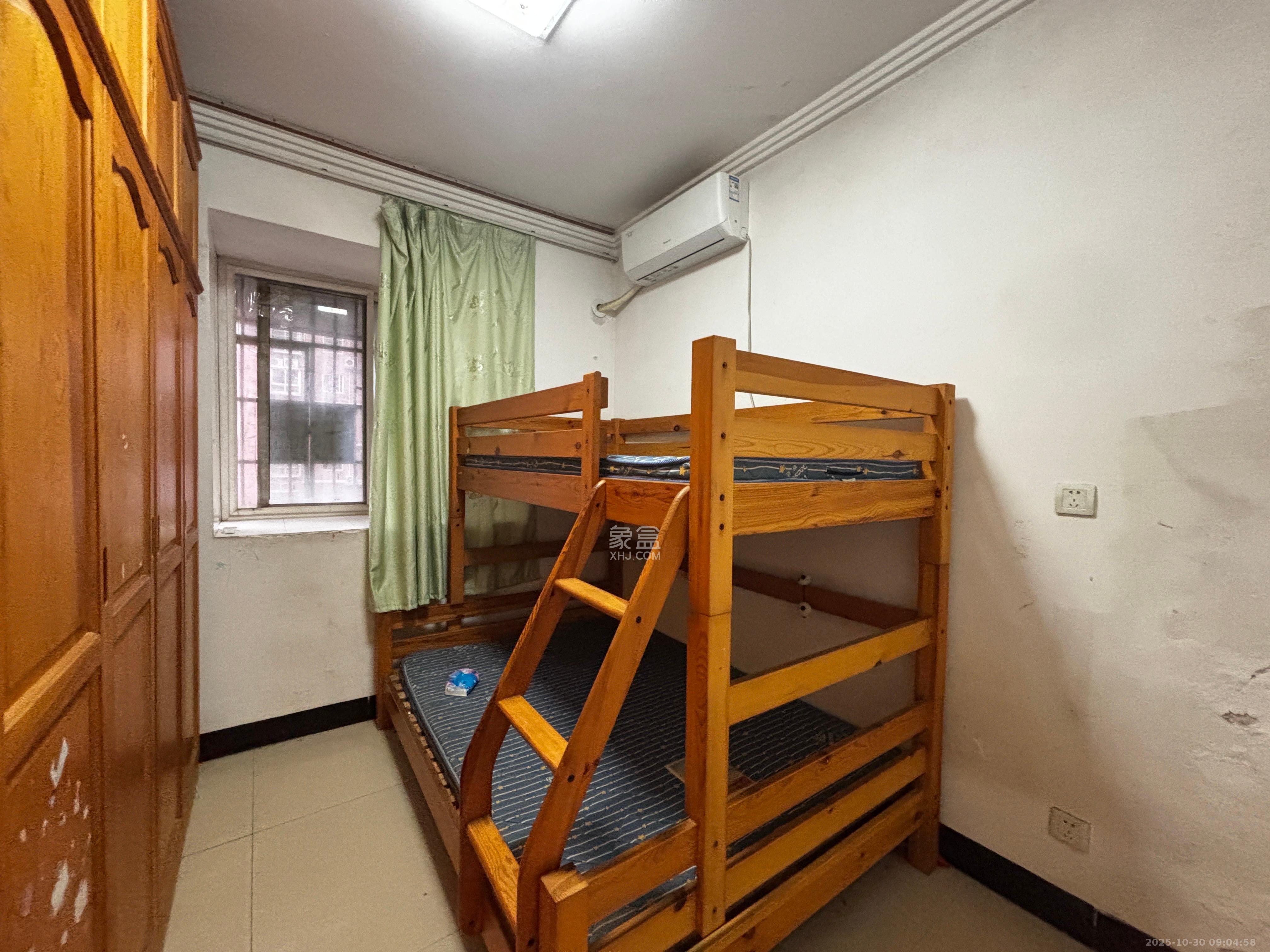 东城名苑  2室2厅1卫    1400.0元/月室内图