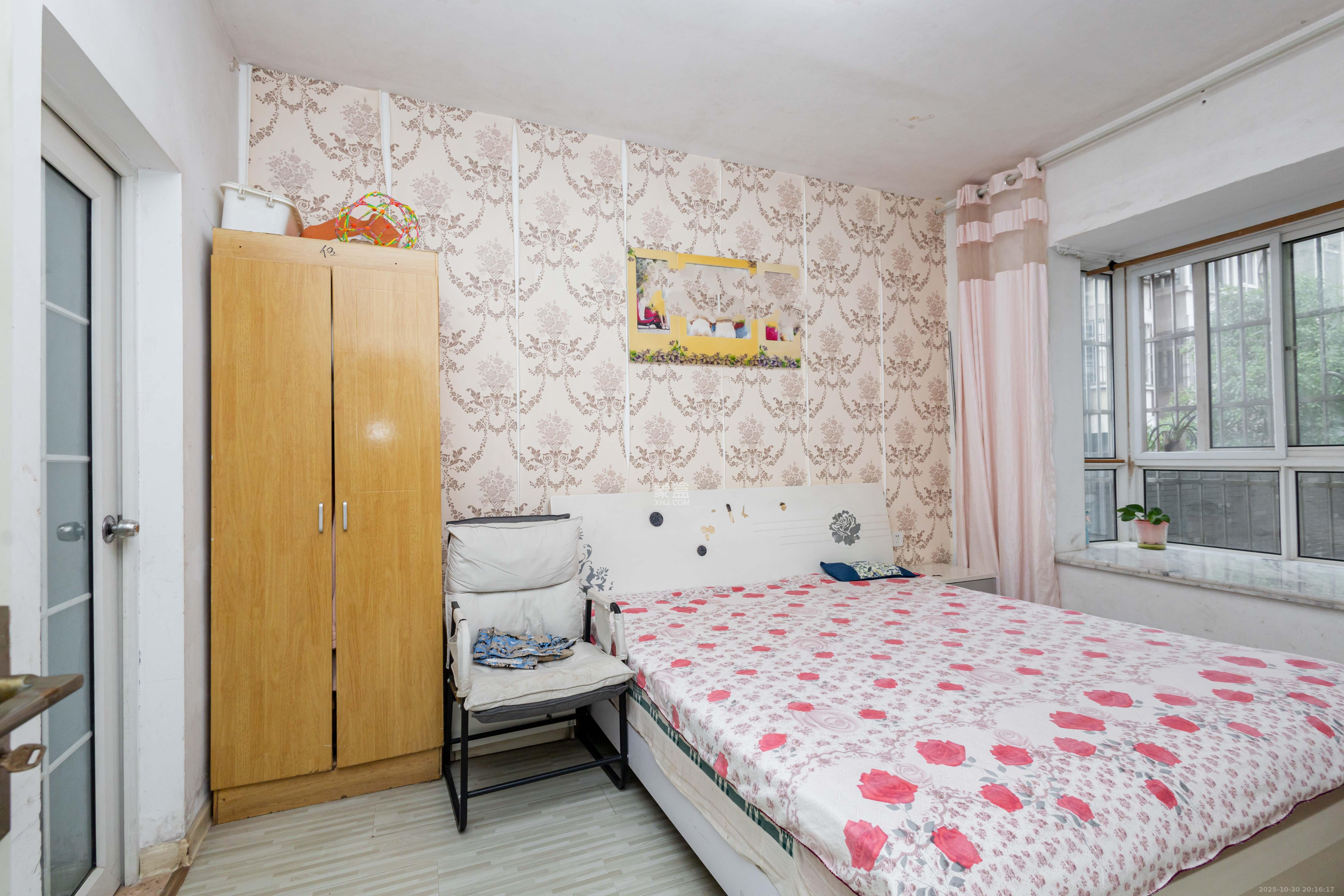 未来蜂巢 3室2厅2卫 45.8万 未来蜂巢 3室2厅2卫 45.8万卧室