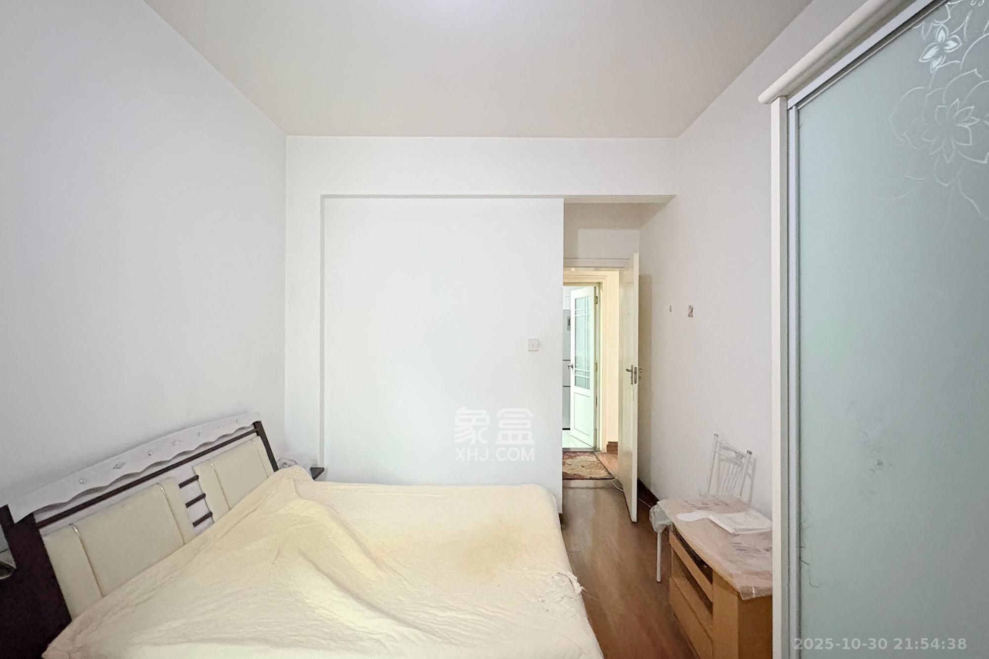 颐美园  2室1厅1卫    68.6万卧室