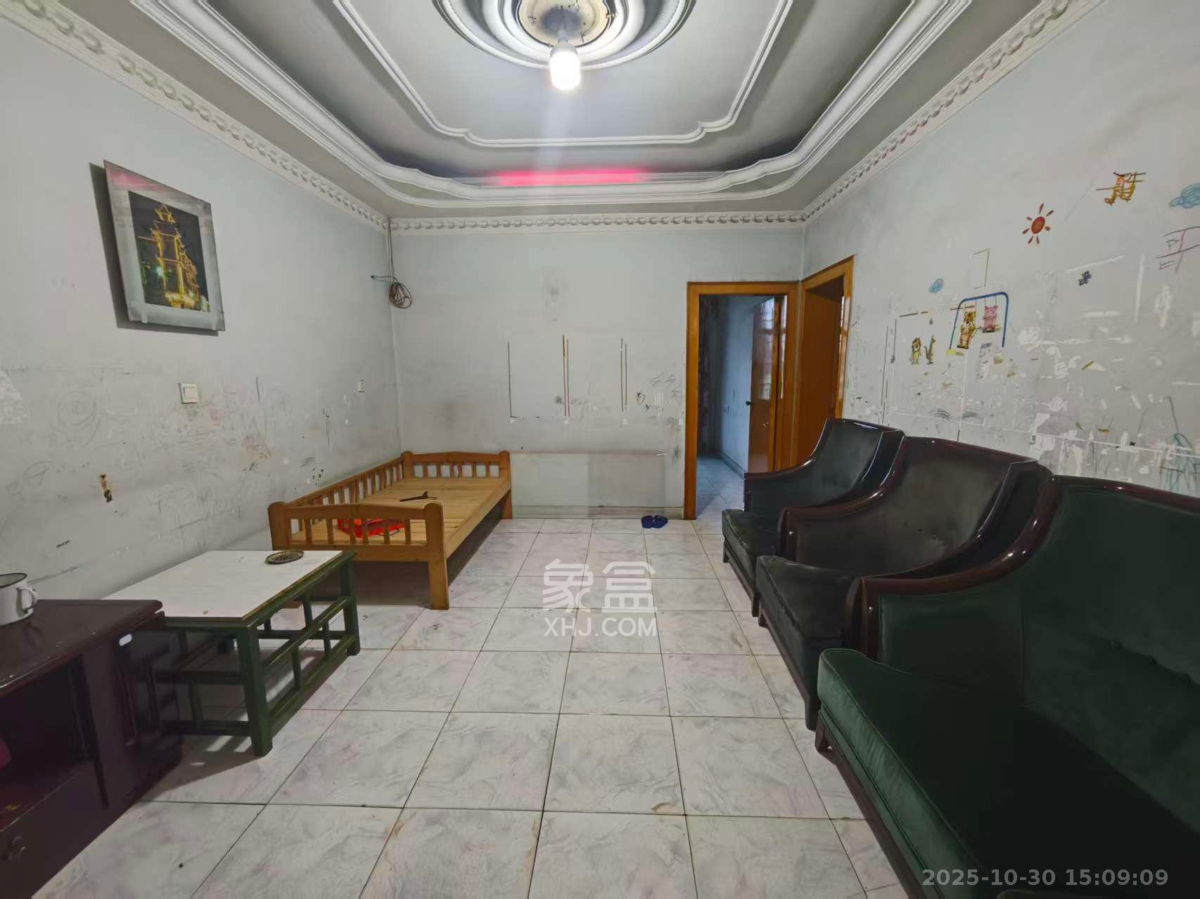 星沙二区  3室2厅1卫    1300.0元/月 星沙二区  3室2厅1卫    1300.0元/月室内图