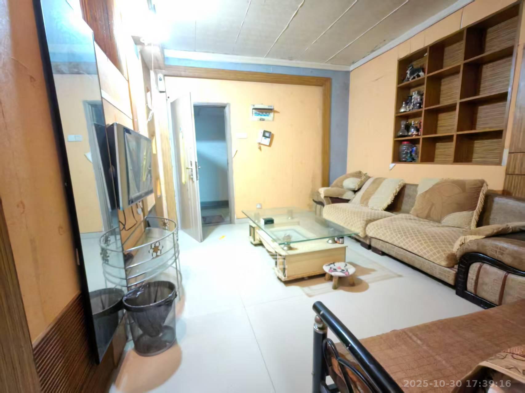 东方银座（东方摩卡）  1室1厅1卫    1200.0元/月