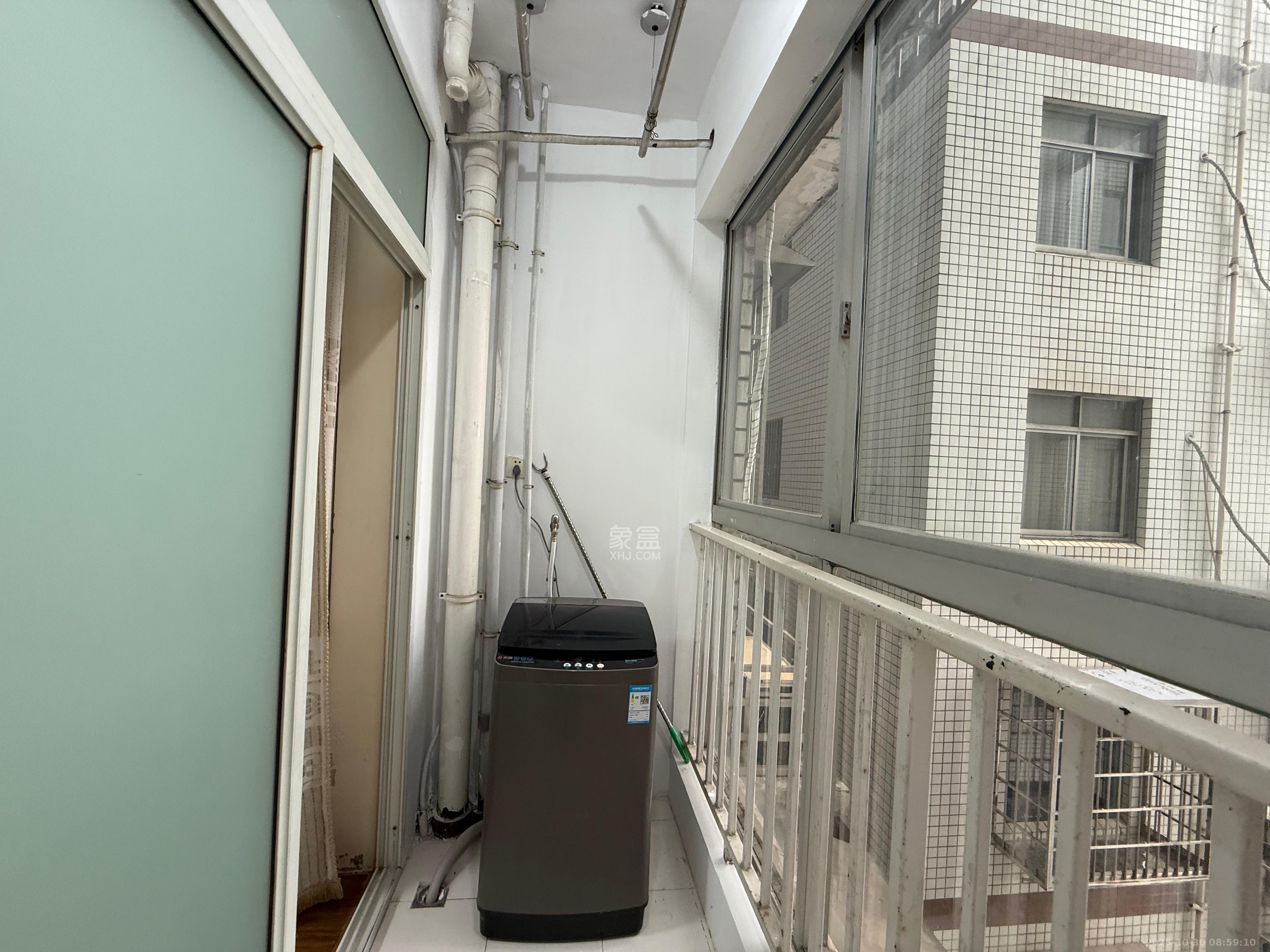 东方新世界  2室1厅1卫    2100.0元/月室内图