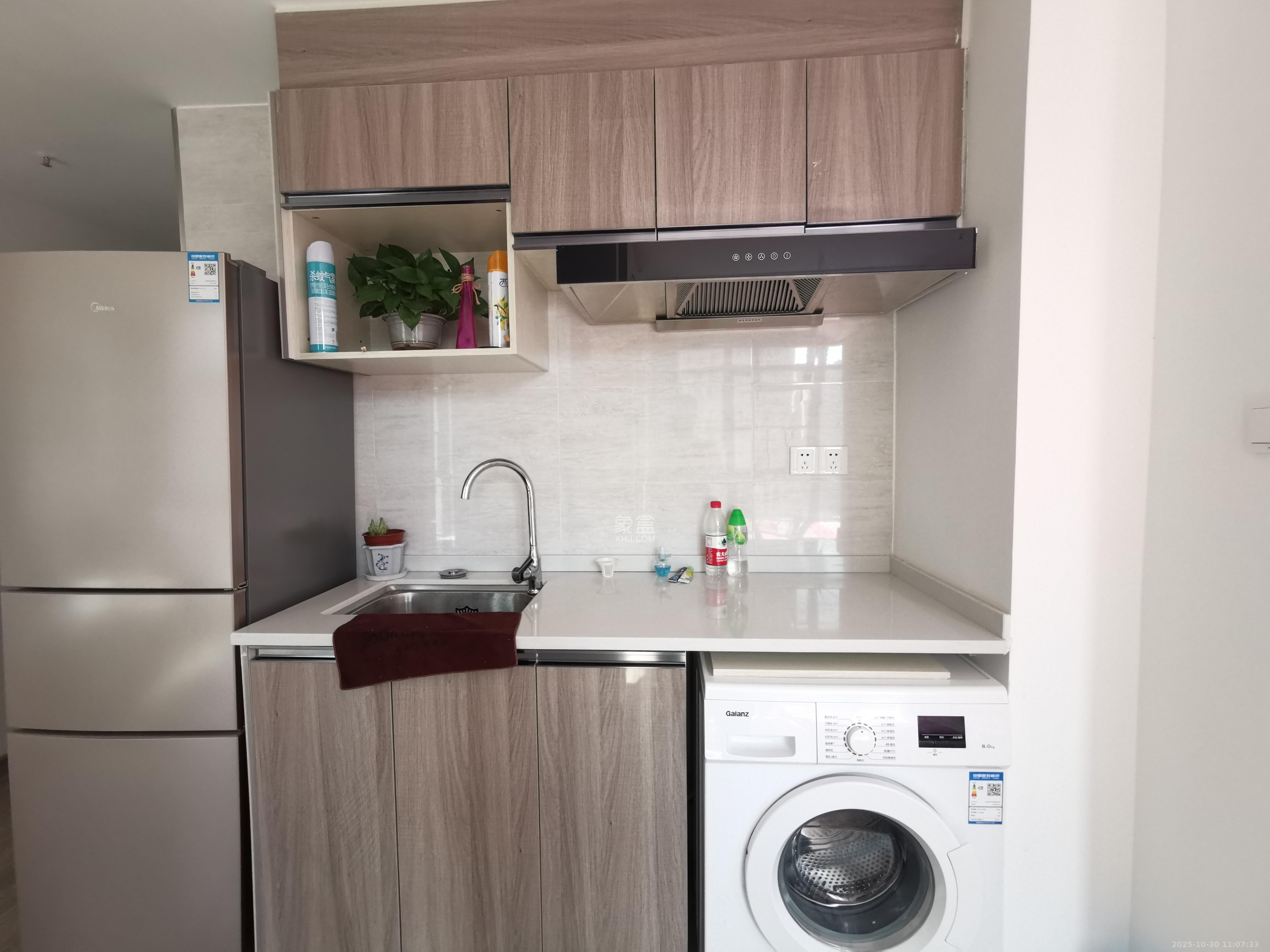 和顺洋湖壹号  1室1厅1卫    1800.0元/月 和顺洋湖壹号  1室1厅1卫    1800.0元/月室内图