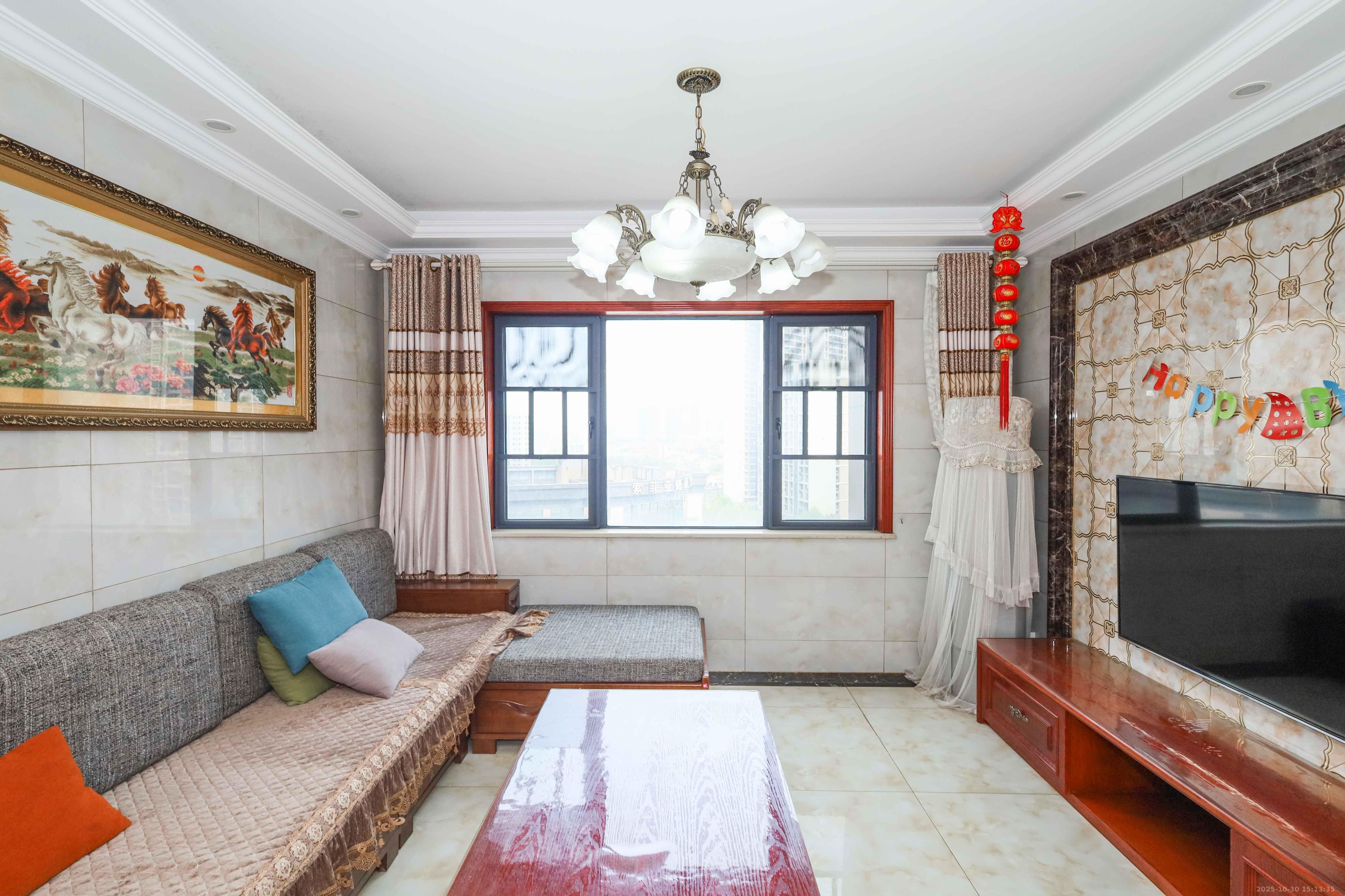 润芳园  3室2厅2卫    2300.0元/月 润芳园  3室2厅2卫    2300.0元/月