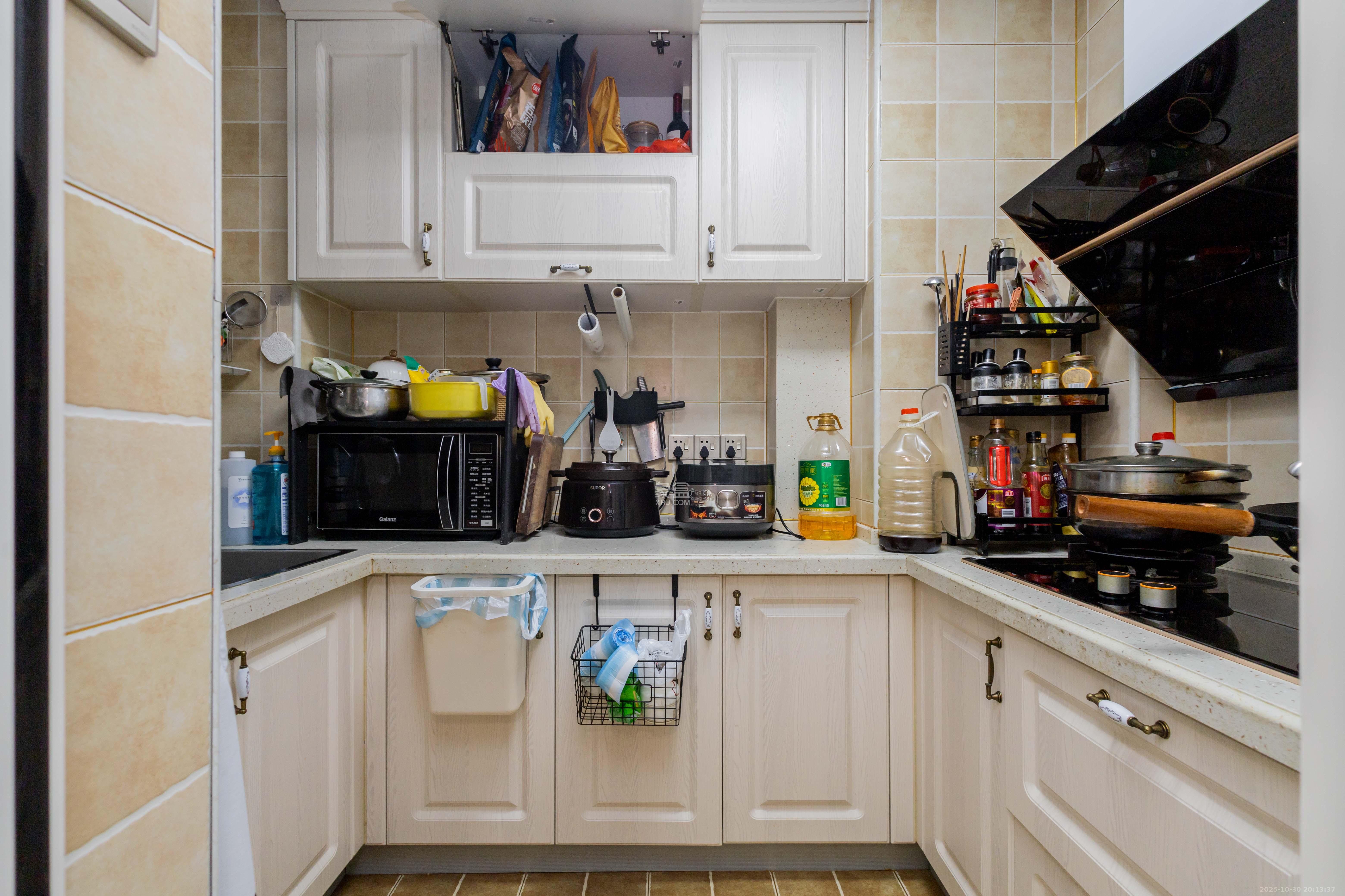 芙蓉万国城MOMA（卓越汇富苑）  3室1厅1卫    98.8万厨房