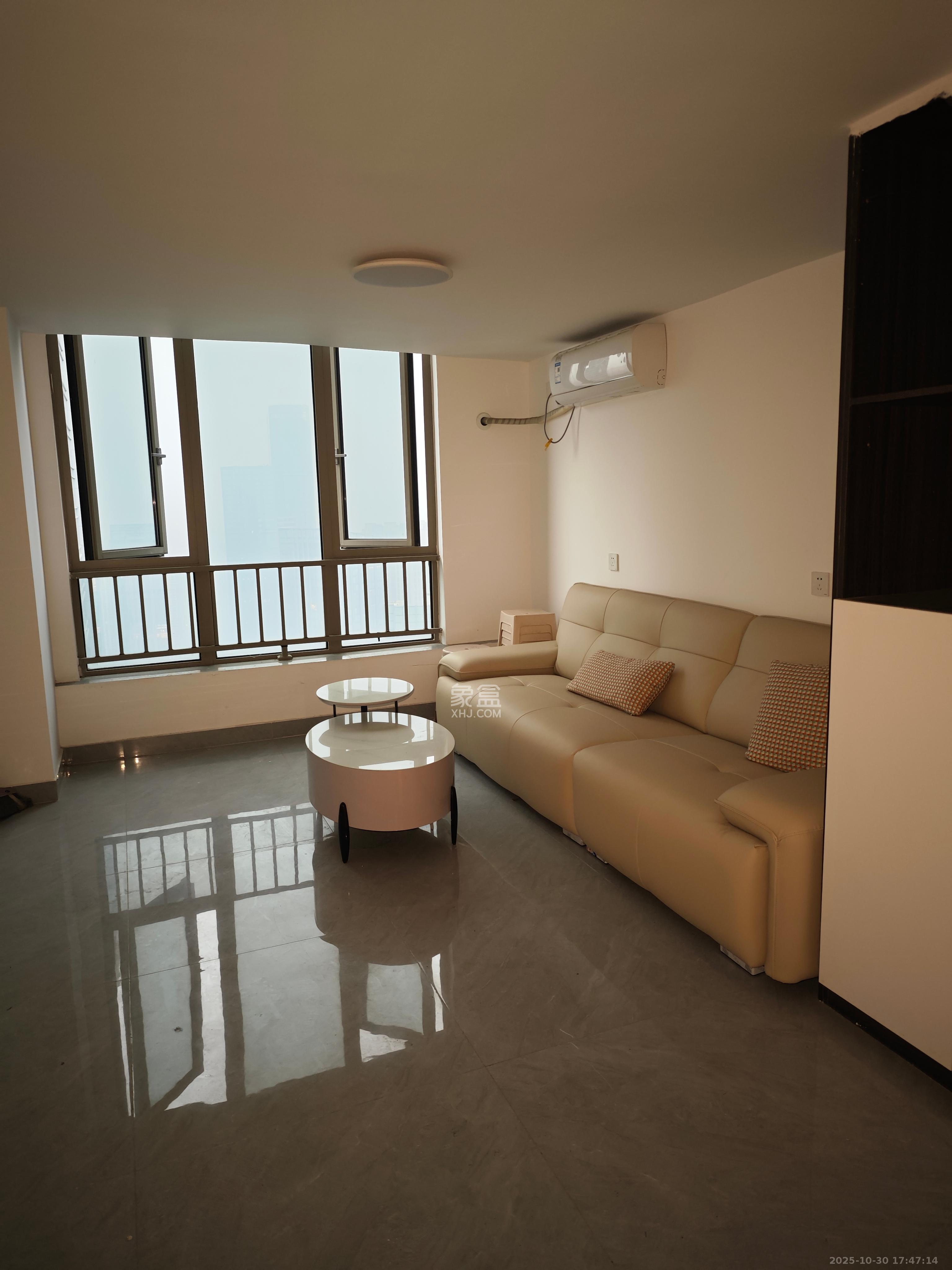 梅溪湖金茂湾  2室1厅1卫    1500.0元/月室内图