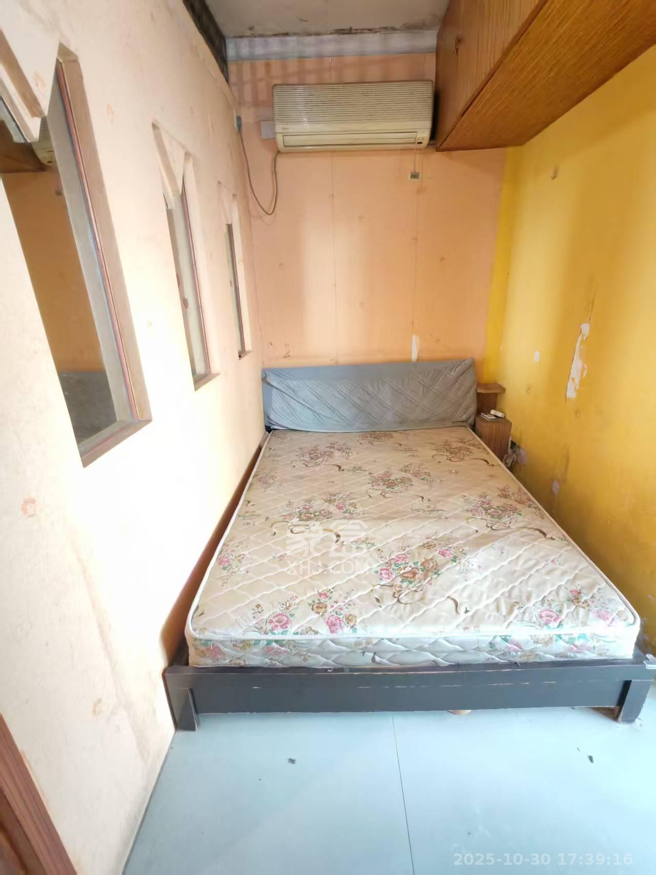 东方银座(东方摩卡)  1室1厅1卫    1200.0元/月 东方银座(东方摩卡)  1室1厅1卫    1200.0元/月室内图