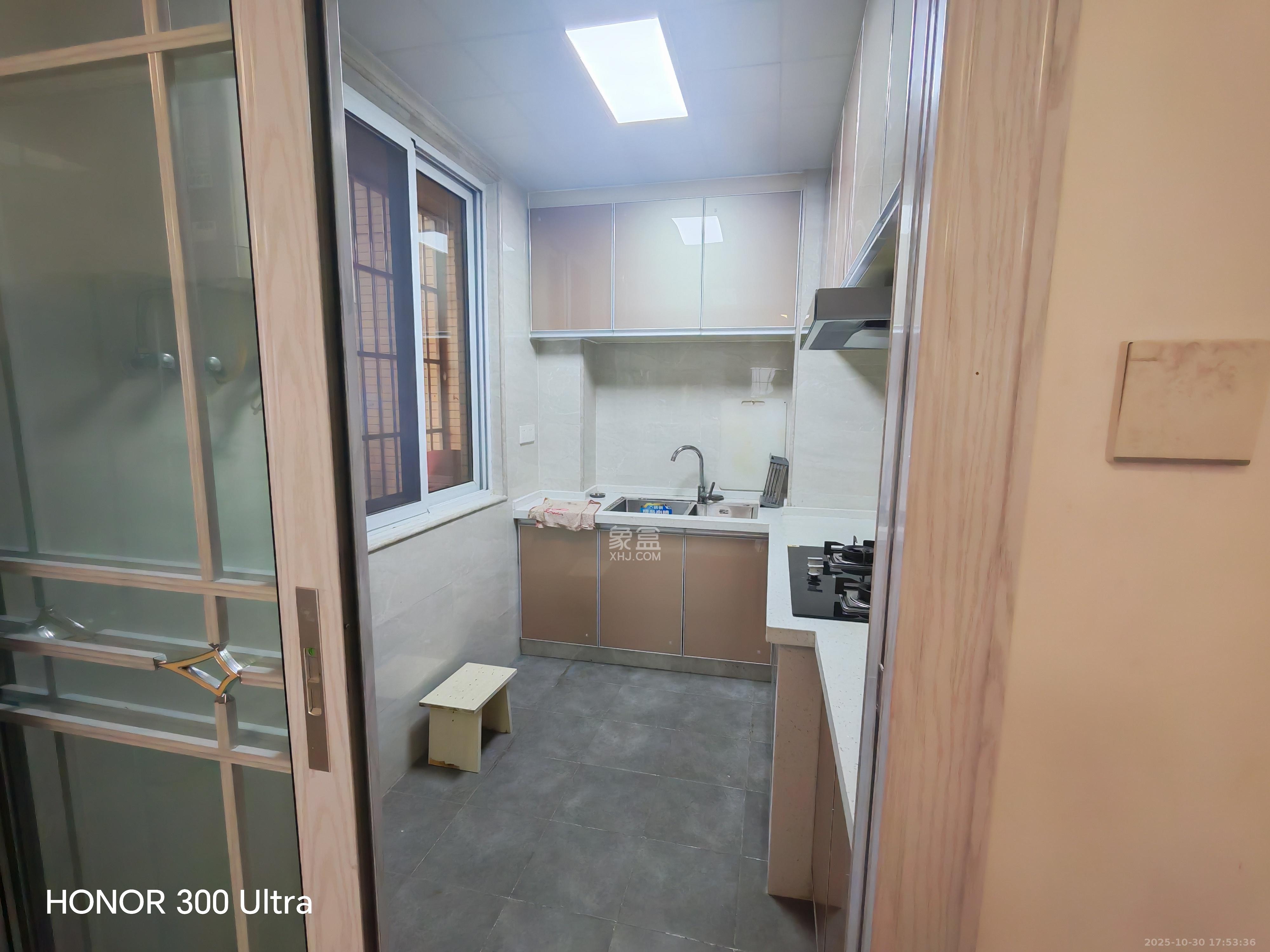 星城新宇川河苑 2室2厅1卫 1700.0元/月 星城新宇川河苑 2室2厅1卫 1700.0元/月室内图