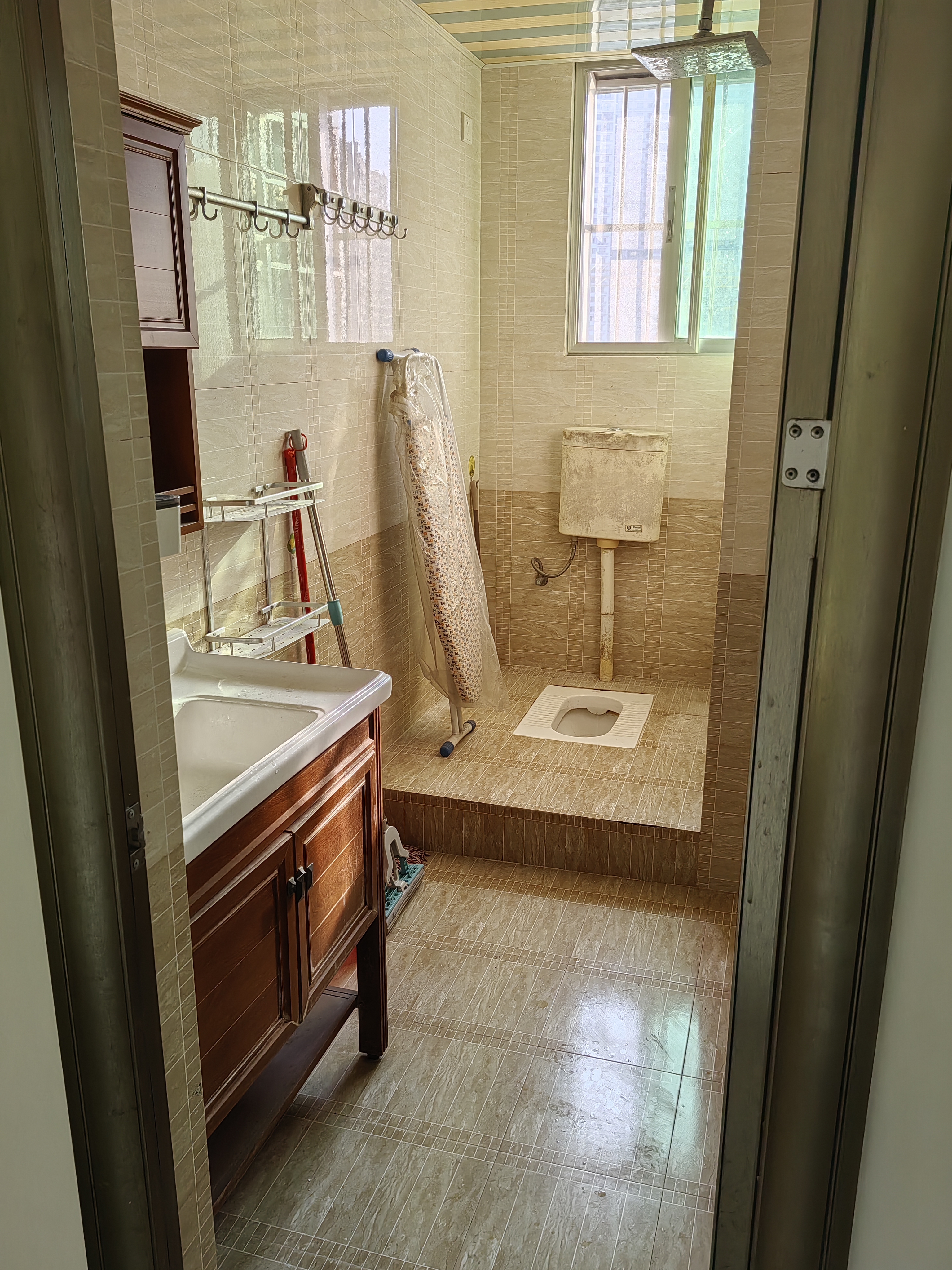 矿冶大厦  3室2厅1卫    2700.0元/月室内图