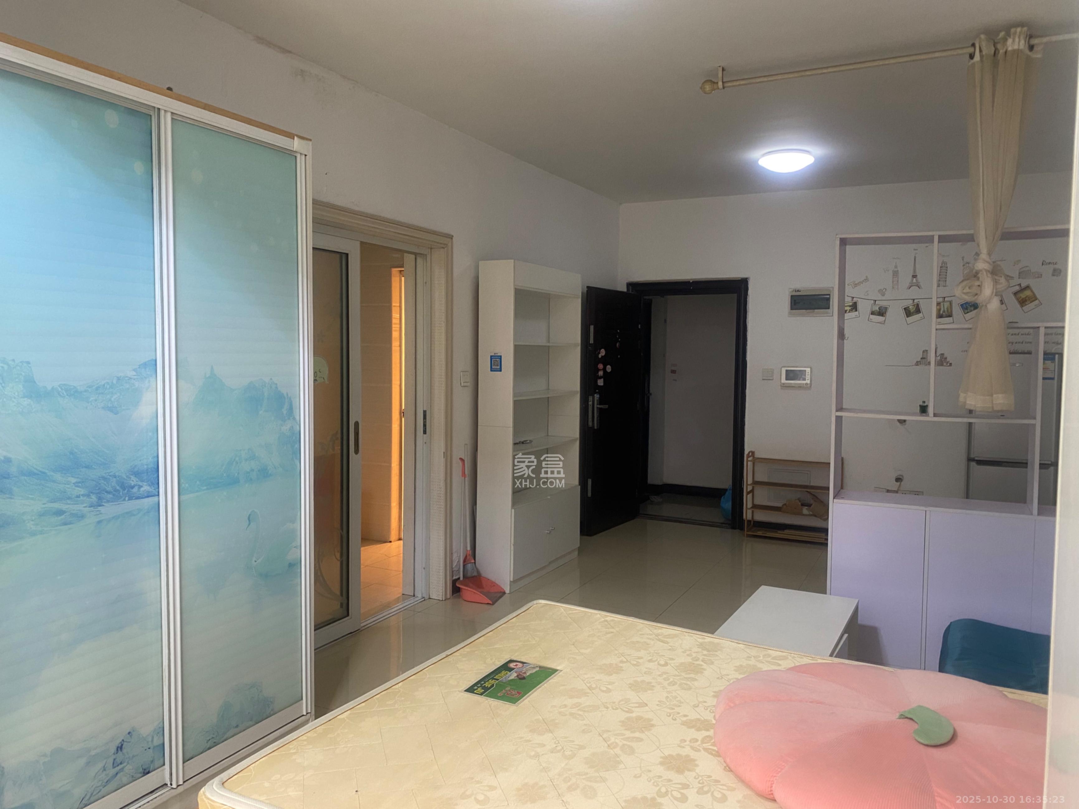 泊林晶城  1室1厅1卫    1200.0元/月 泊林晶城  1室1厅1卫    1200.0元/月室内图