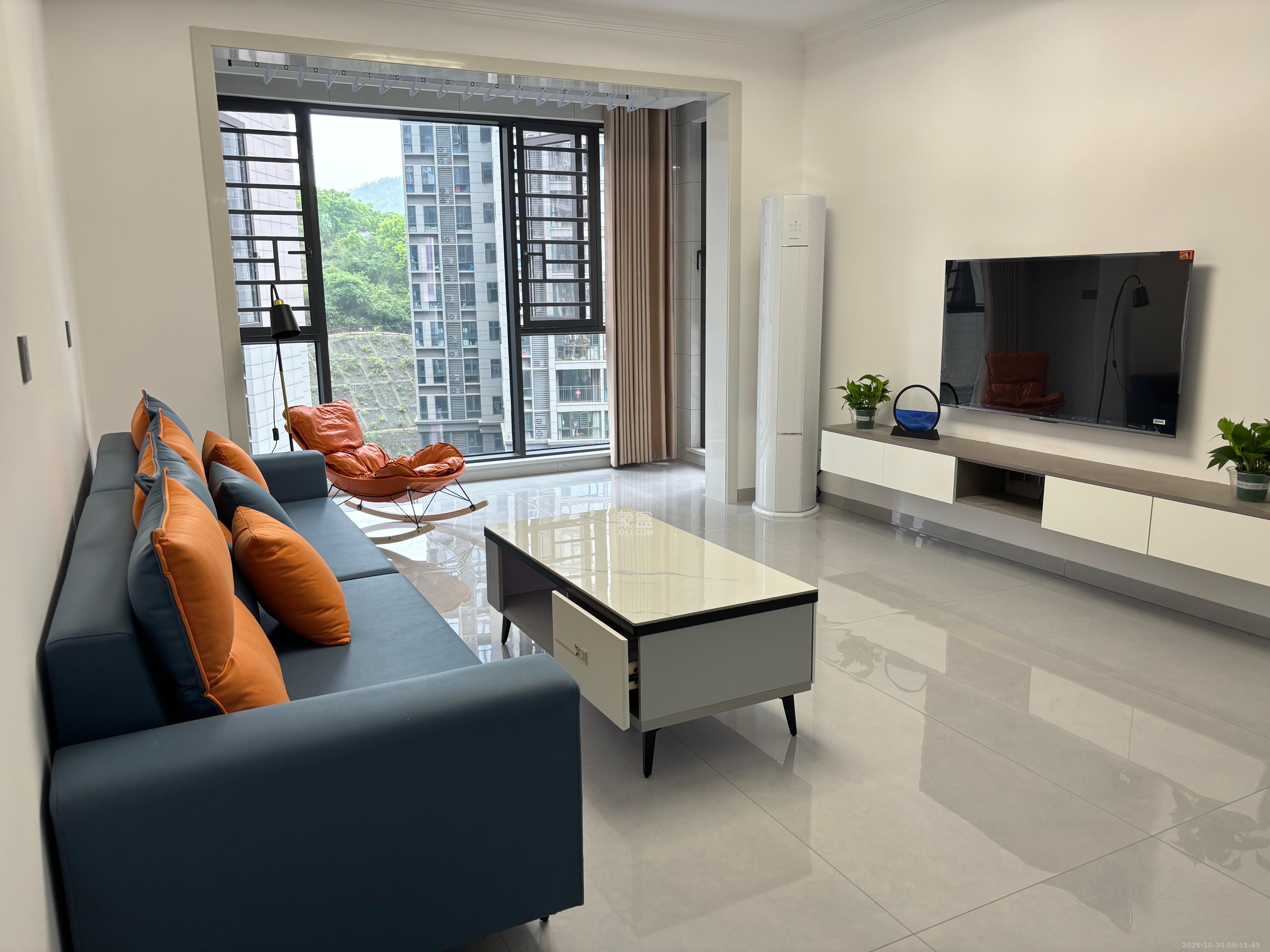 桃花嘉园 3室2厅1卫 2400.0元/月 桃花嘉园 3室2厅1卫 2400.0元/月室内图