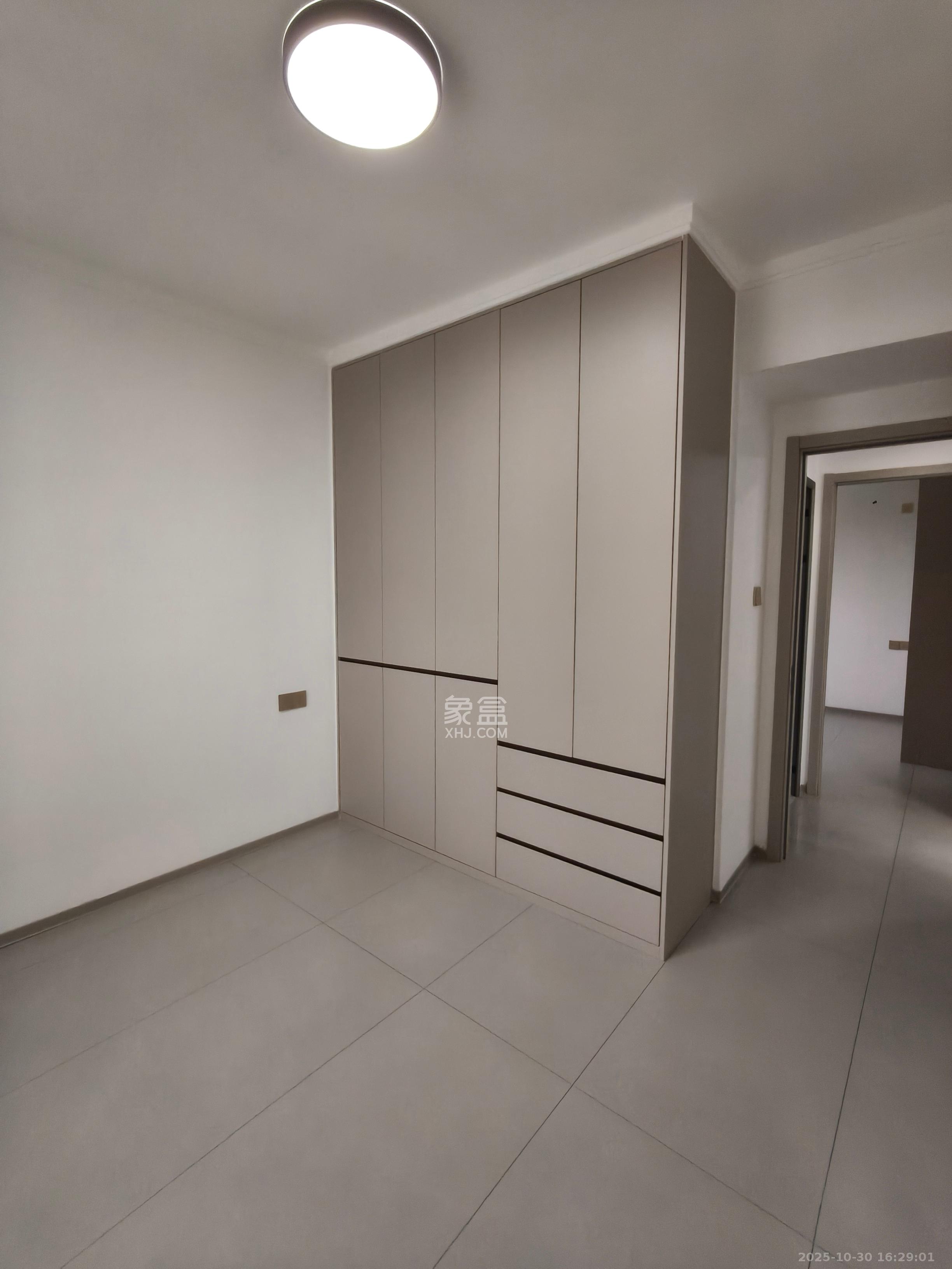 和景家园二期  2室2厅1卫    1900.0元/月室内图