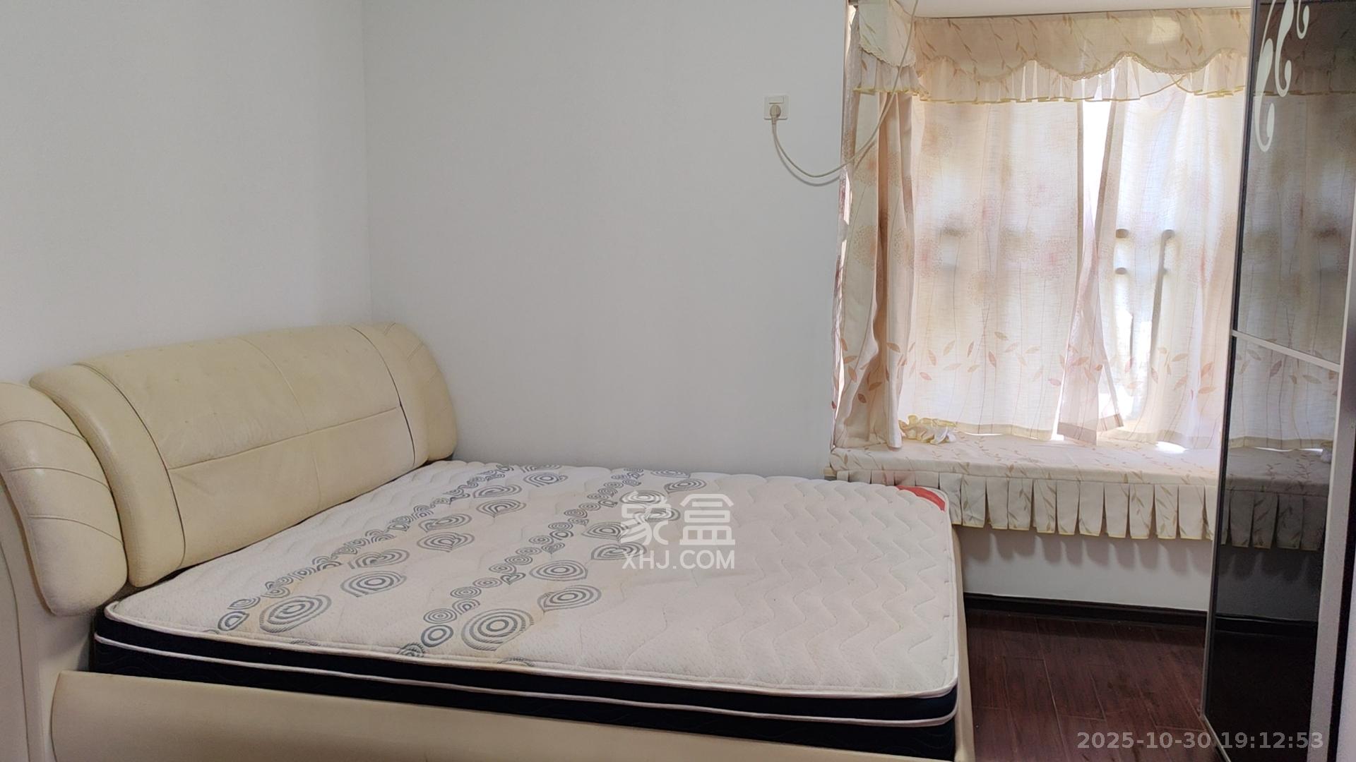 江山帝景哈佛  4室2厅2卫    2600.0元/月室内图