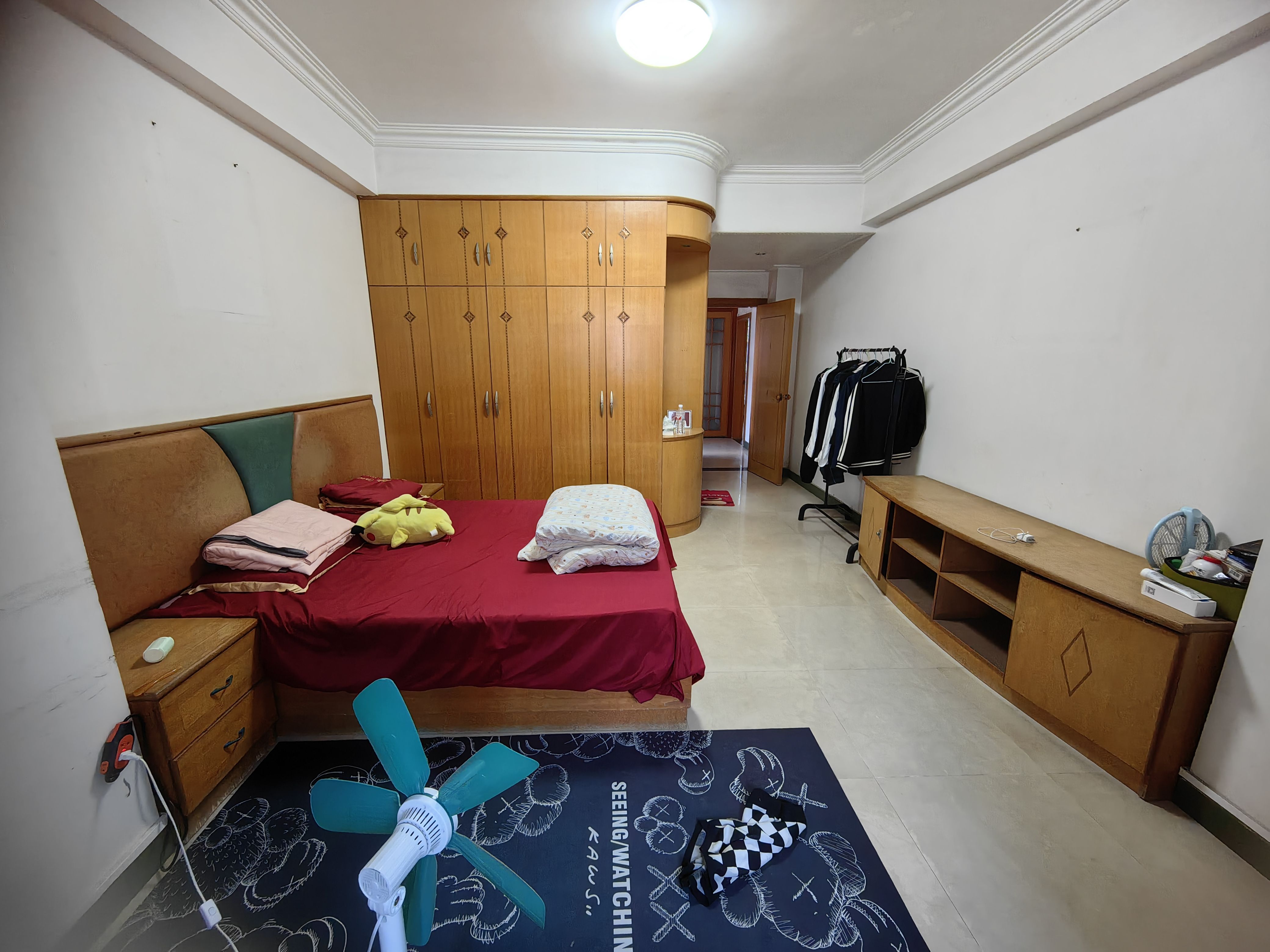 电信小区  1室0厅0卫    110.0万客厅