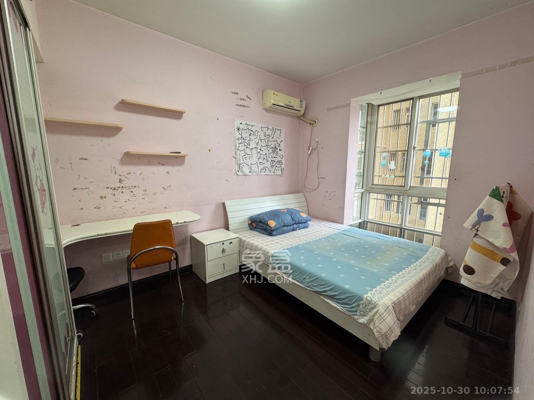 金碧文华  2室2厅1卫    2000.0元/月室内图