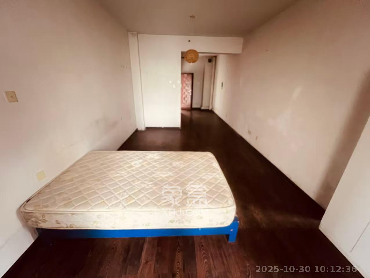 万科魅力之城  1室1厅1卫    1000.0元/月