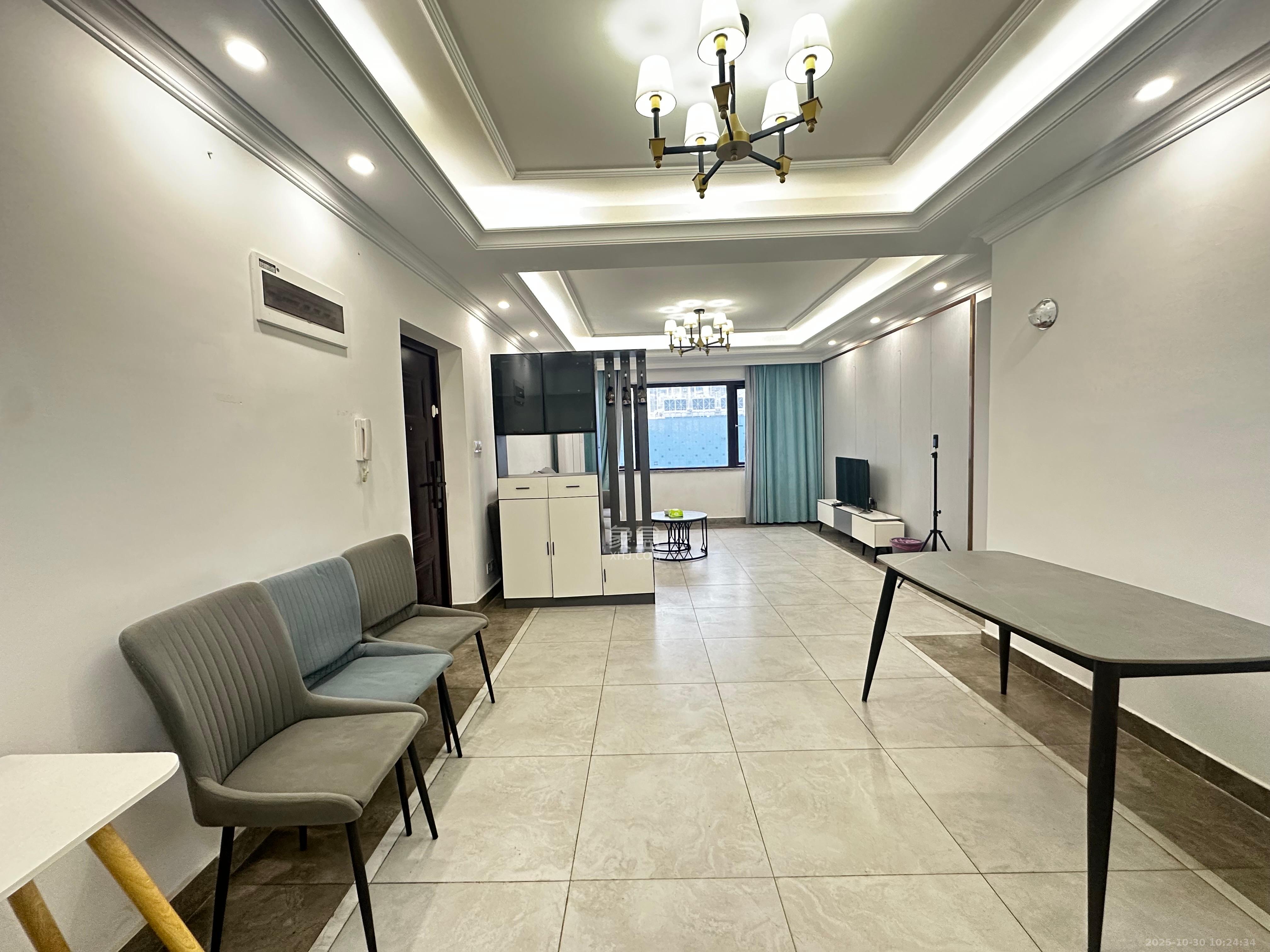 尚鑫海悦(新长海尚海城) 4室2厅2卫 2600.0元/月 尚鑫海悦(新长海尚海城) 4室2厅2卫 2600.0元/月室内图