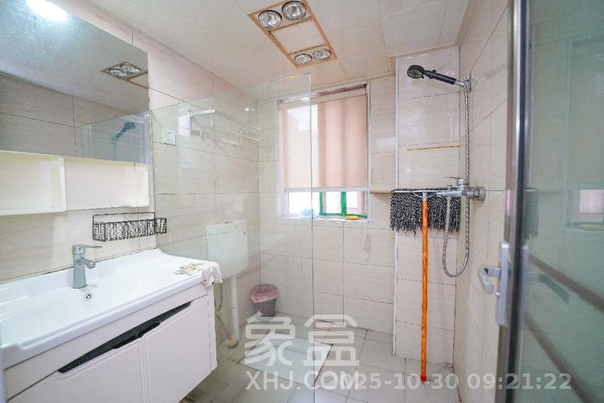 丽发新城  1室0厅0卫    1600.0元/月室内图