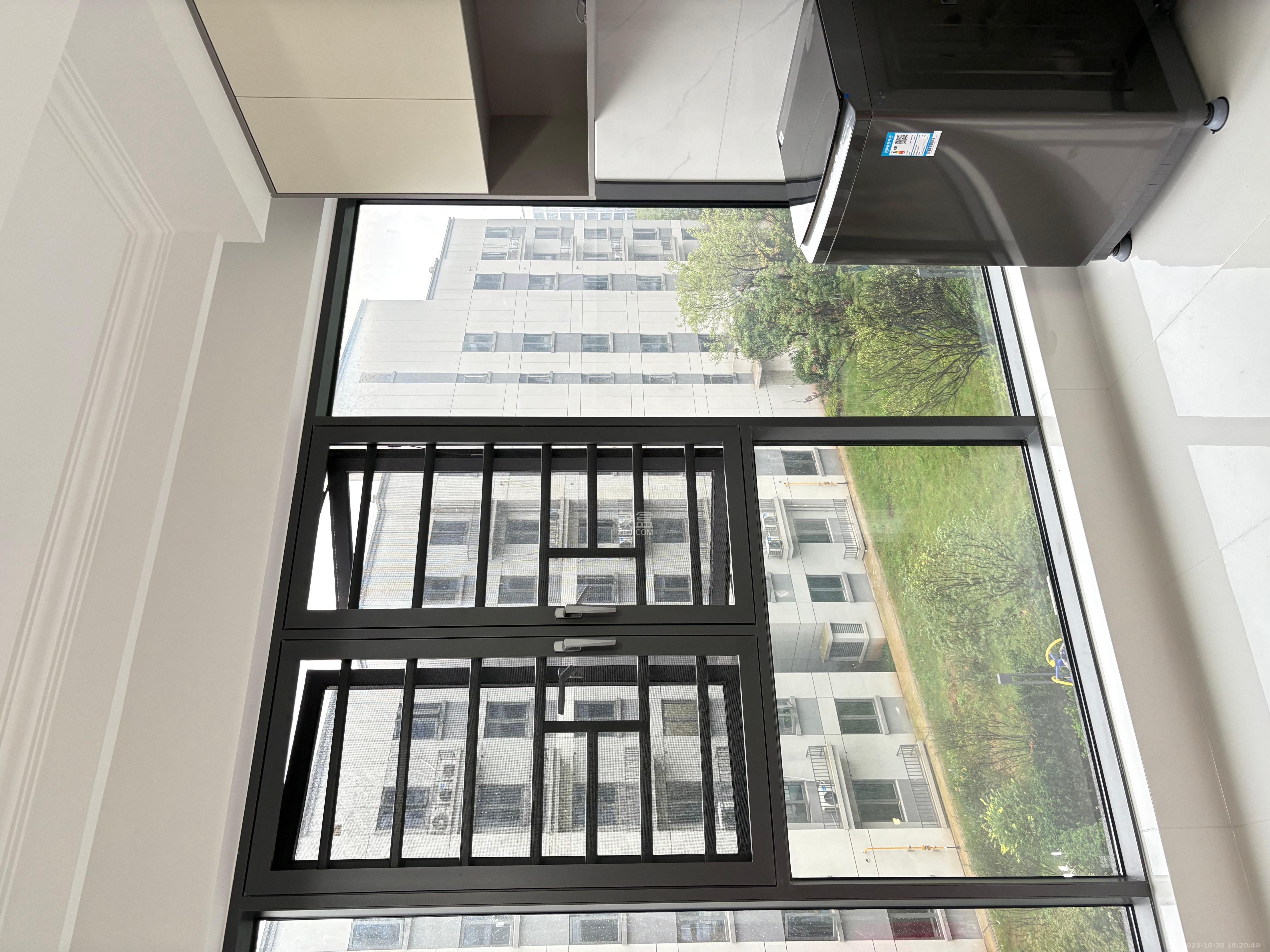 湖湘时代名邸公园壹号  2室1厅1卫    2400.0元/月 湖湘时代名邸公园壹号  2室1厅1卫    2400.0元/月室内图