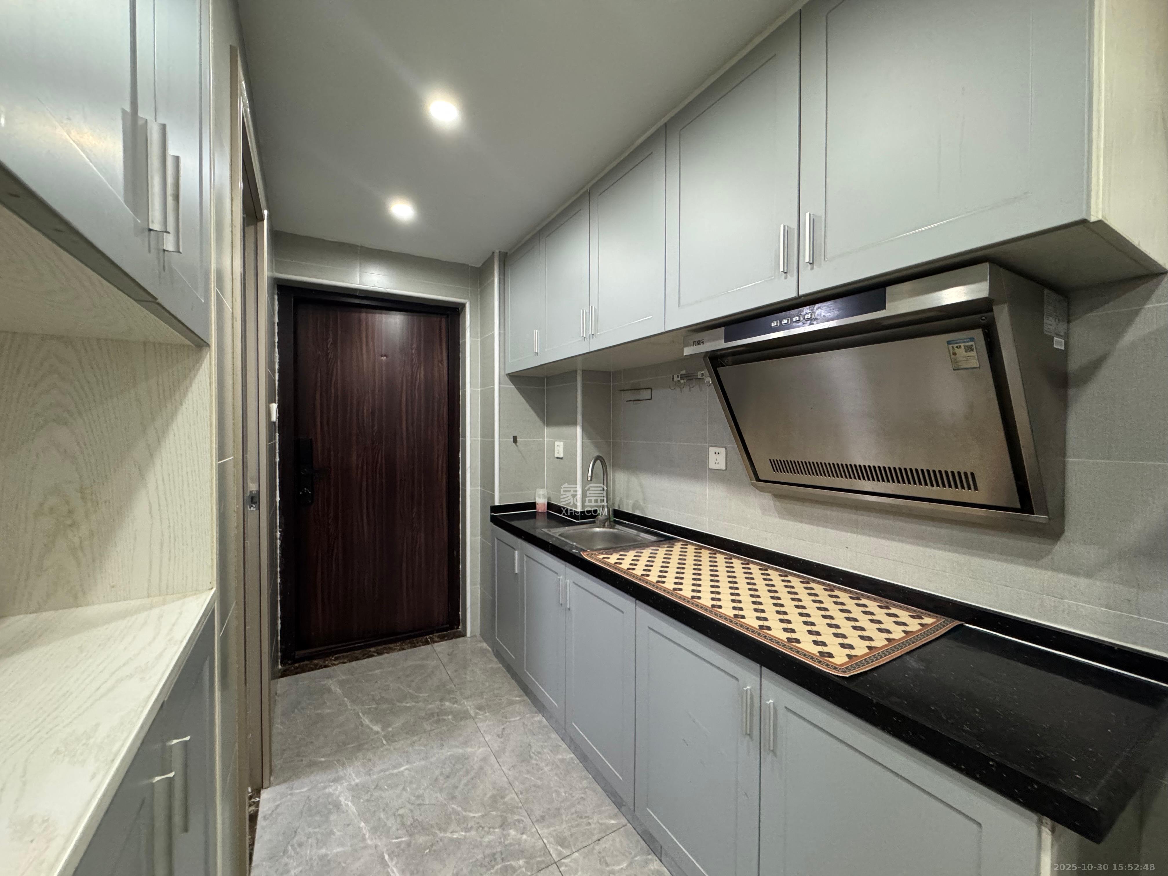 东盈商业广场（华泉城市广场）  1室1厅1卫    2000.0元/月室内图