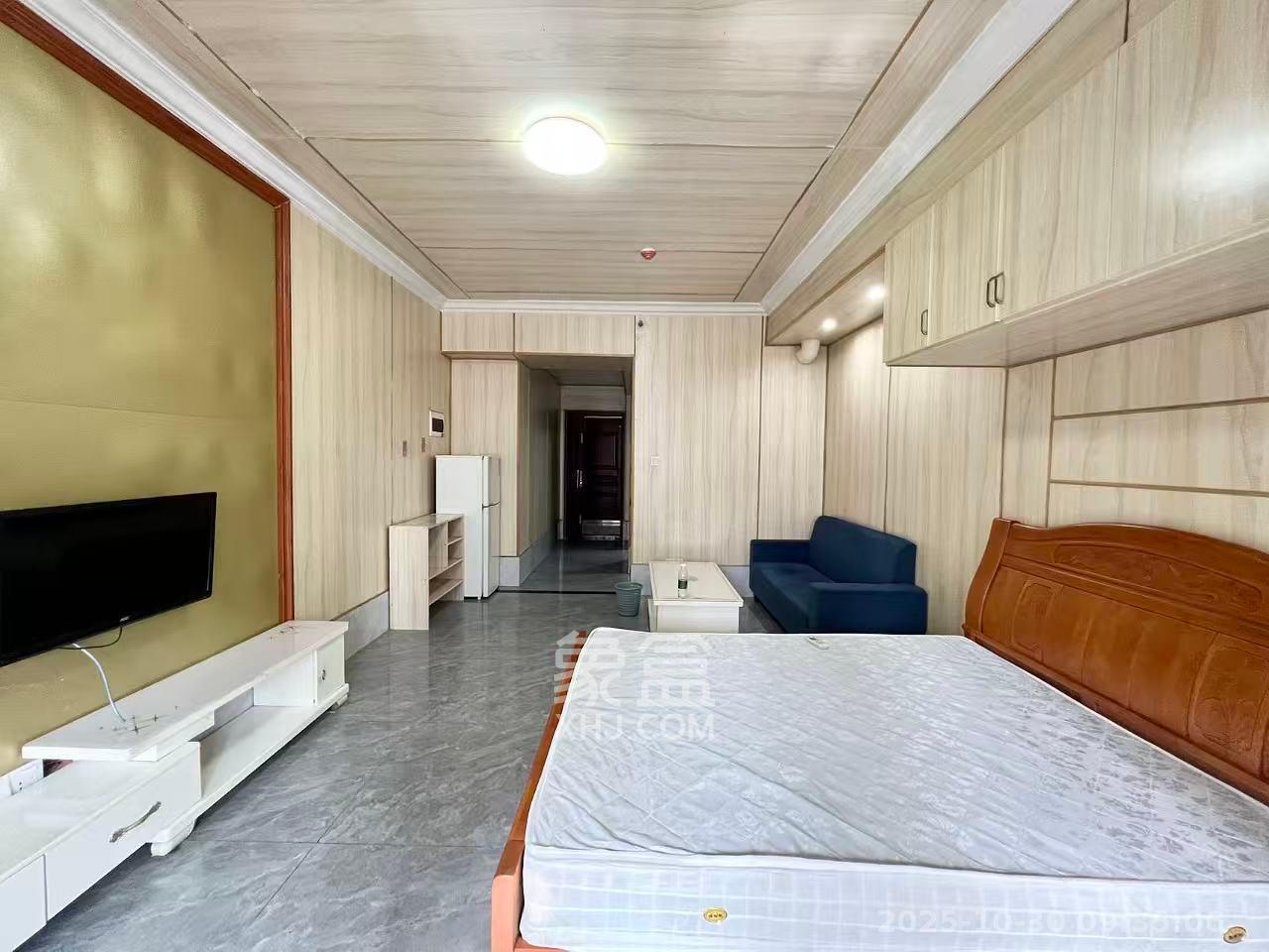 福晟钱隆国际（晟冉景苑）  1室1厅1卫    1300.0元/月室内图