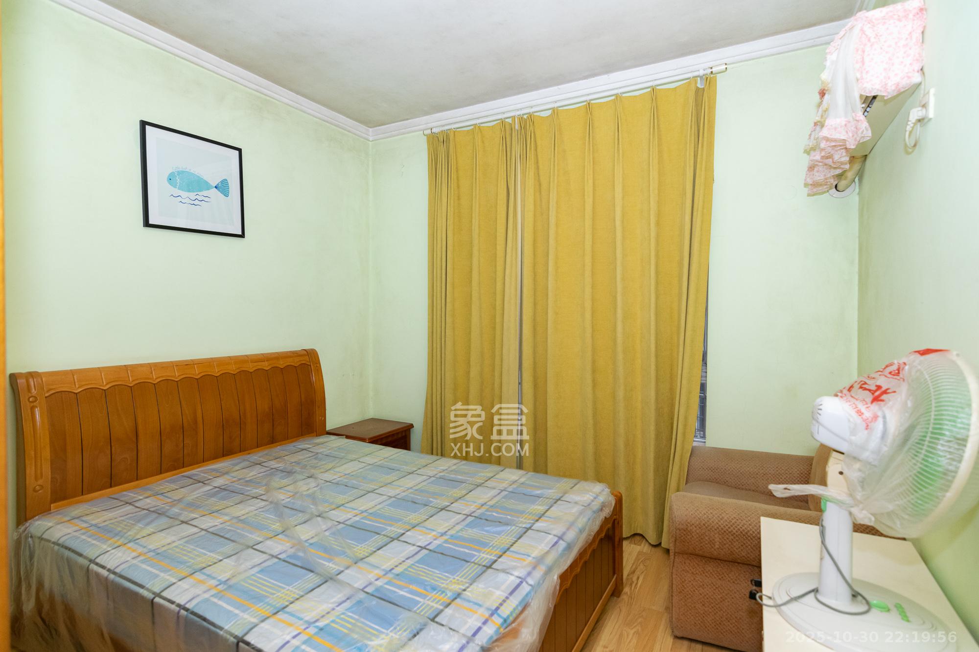 望福佳园  3室2厅2卫    42.0万 望福佳园  3室2厅2卫    42.0万卧室