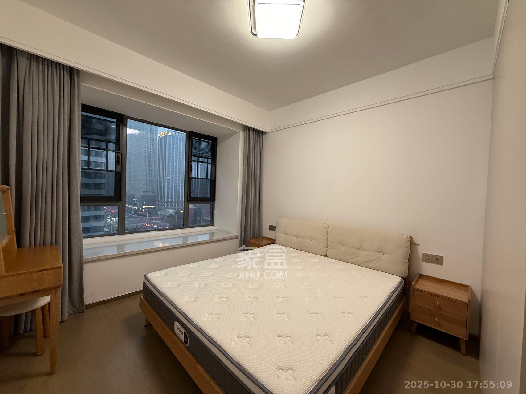 复地滨江金融中心 3室2厅2卫 4200.0元/月 复地滨江金融中心 3室2厅2卫 4200.0元/月室内图