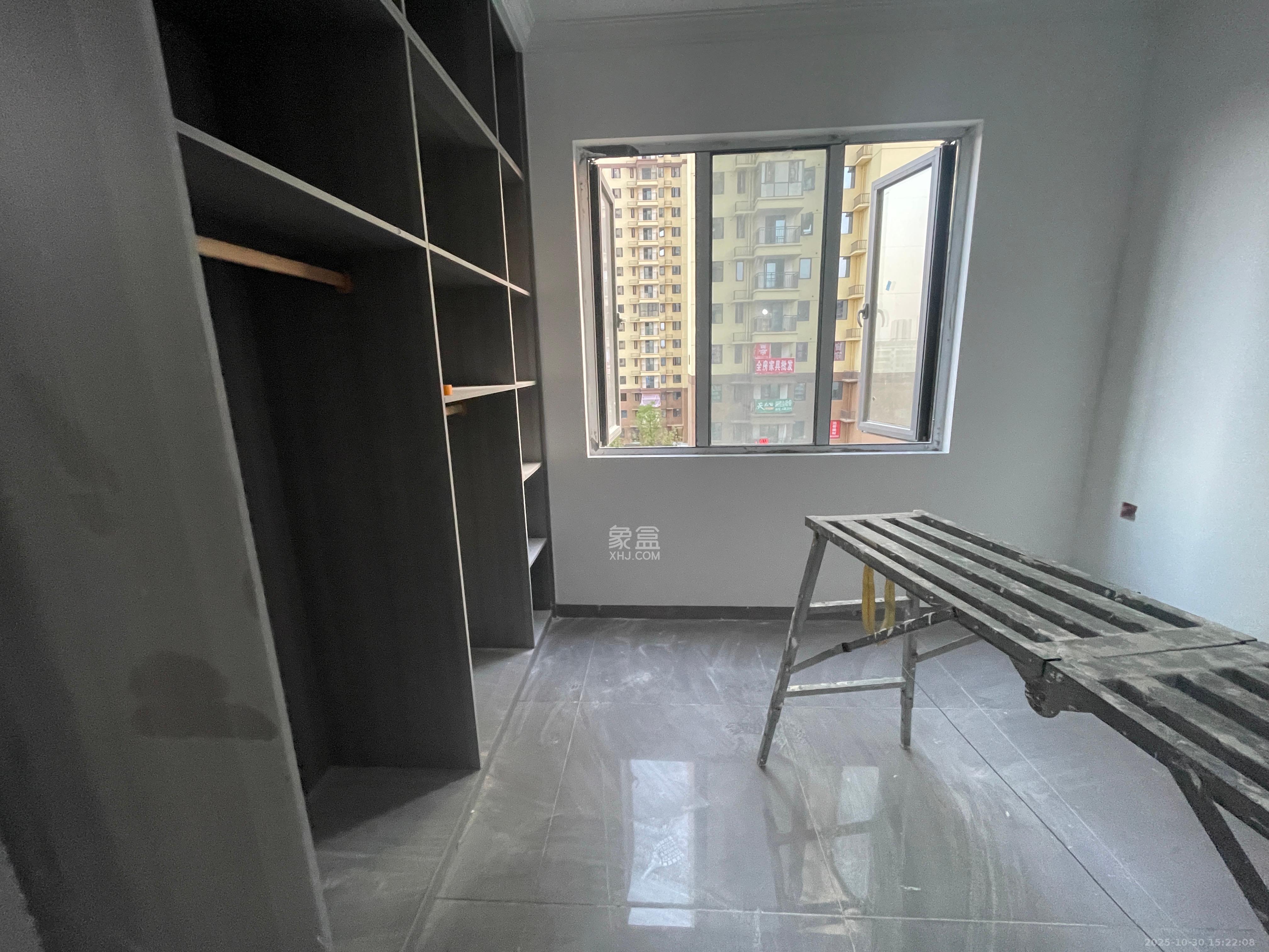 望远嘉苑  2室1厅1卫    2300.0元/月