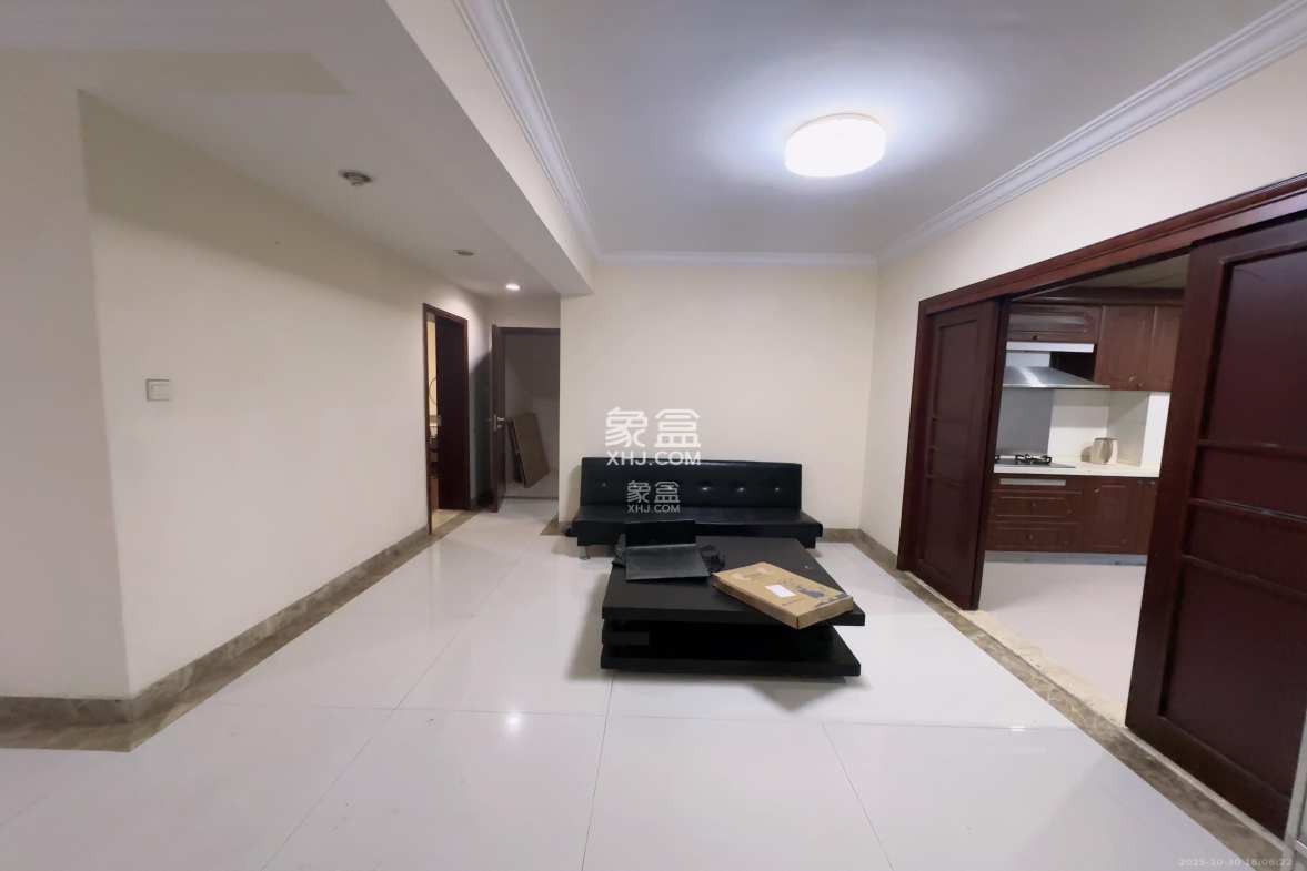 江山帝景雅典  3室2厅2卫    2200.0元/月 江山帝景雅典  3室2厅2卫    2200.0元/月室内图