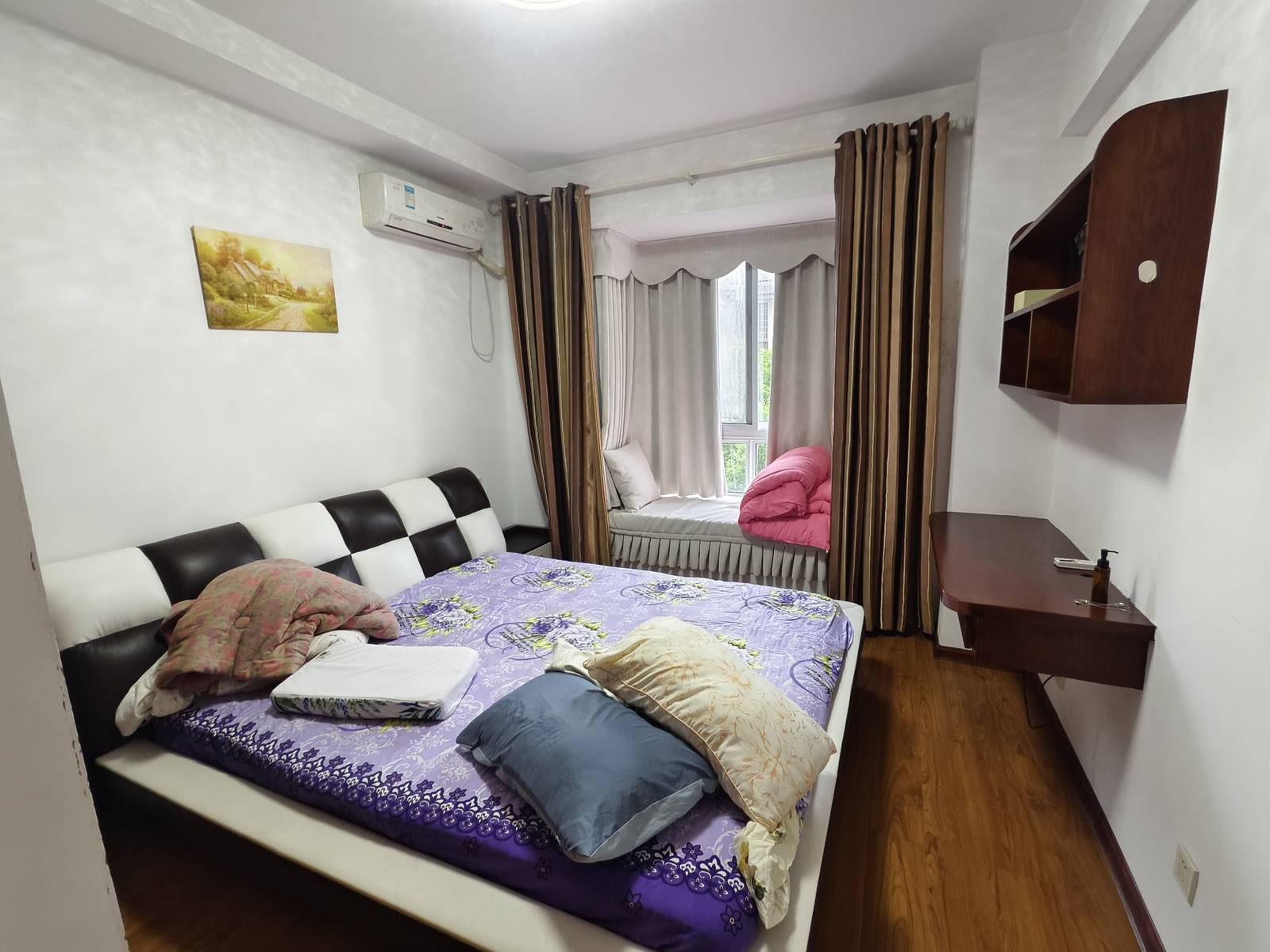 阳光水岸 2室2厅1卫 36.8万 阳光水岸 2室2厅1卫 36.8万客厅