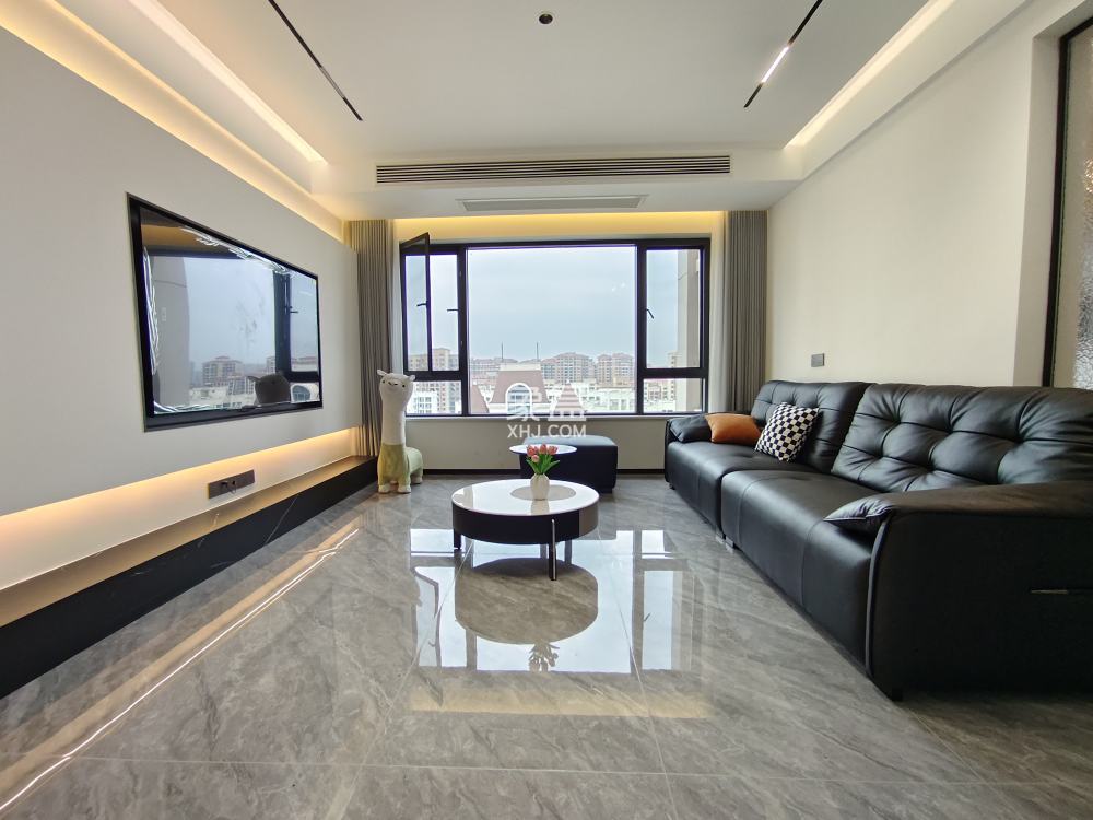 西郡佳园  3室2厅2卫    69.8万