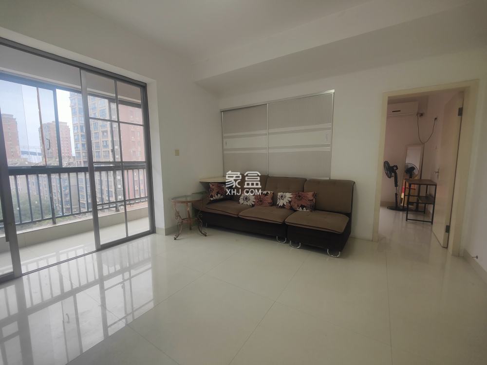 尚格名城向左向右  1室1厅1卫    22.0万