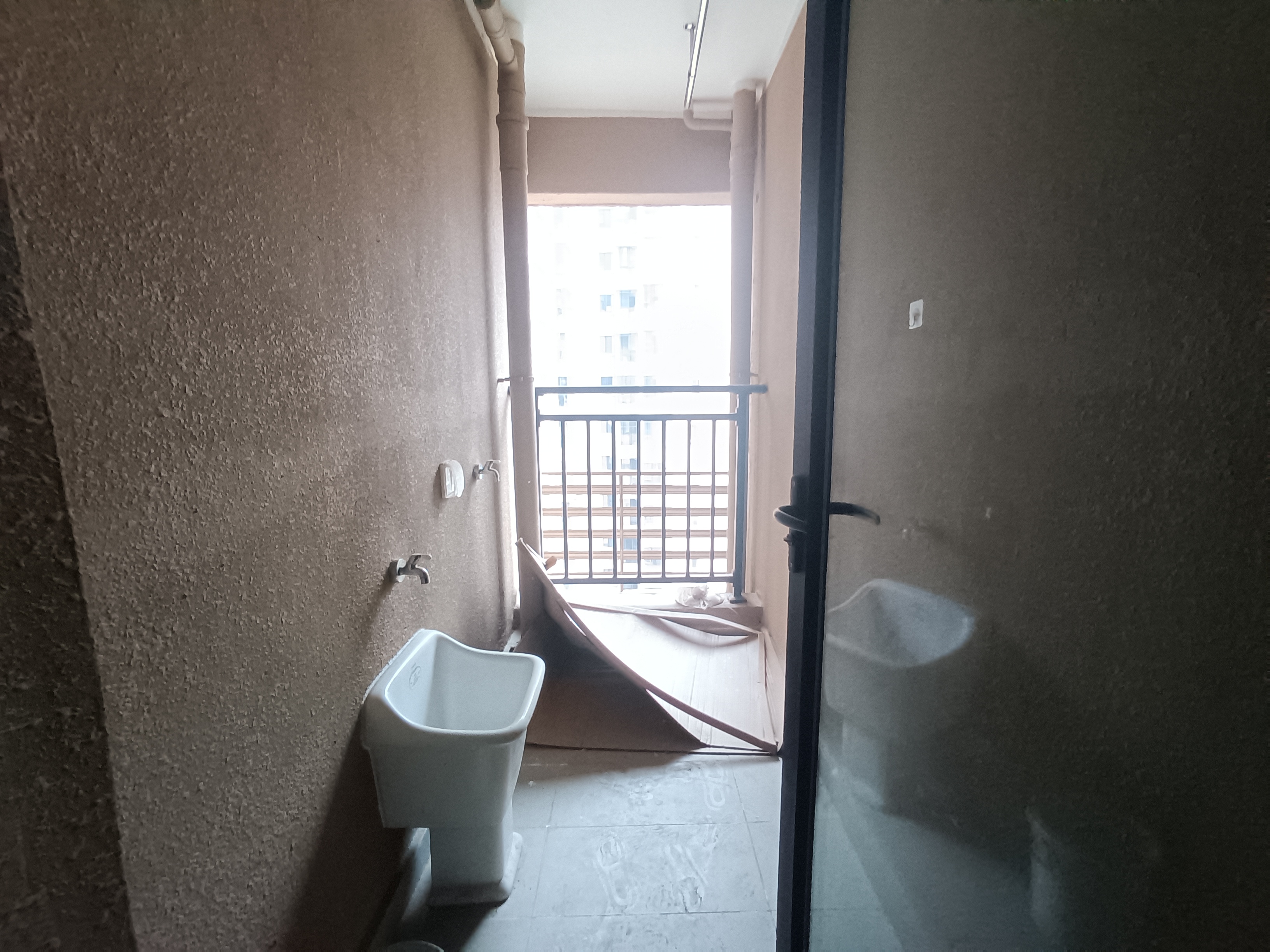 美的翰城  4室2厅2卫    100.0万室内图