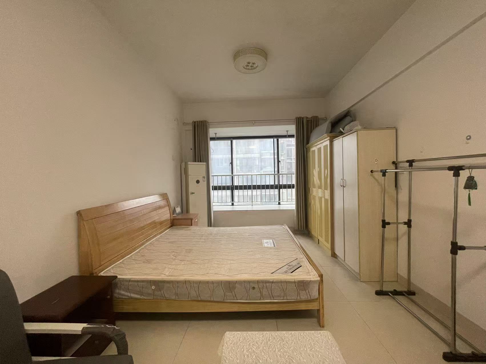 慈善大厦  1室1厅1卫    16.0万 慈善大厦  1室1厅1卫    16.0万