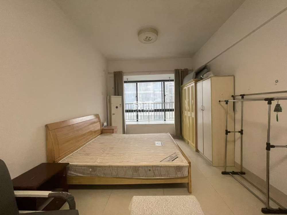 慈善大厦  1室1厅1卫    16.0万 慈善大厦  1室1厅1卫    16.0万