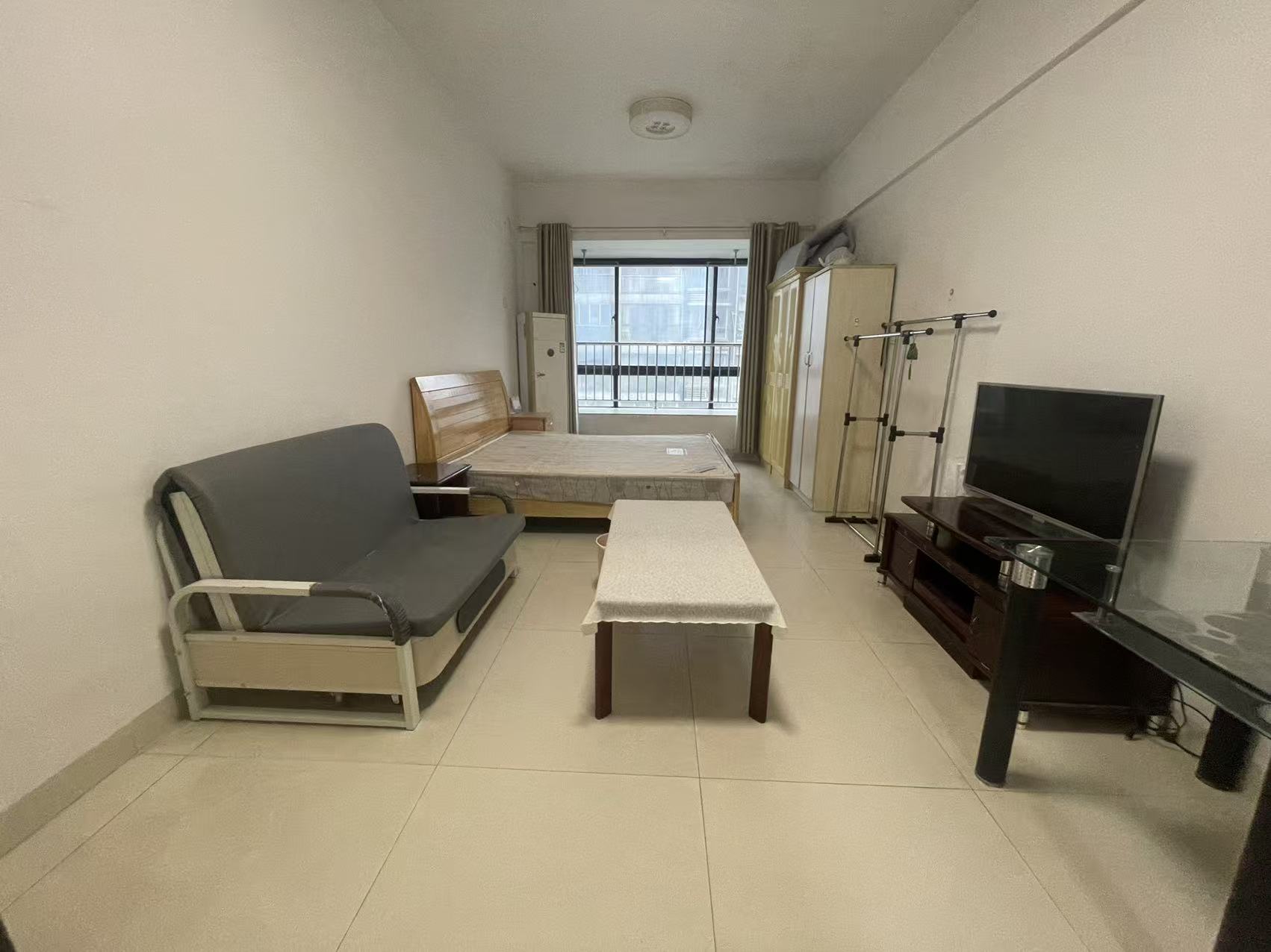 慈善大厦  1室1厅1卫    16.0万 慈善大厦  1室1厅1卫    16.0万室内图