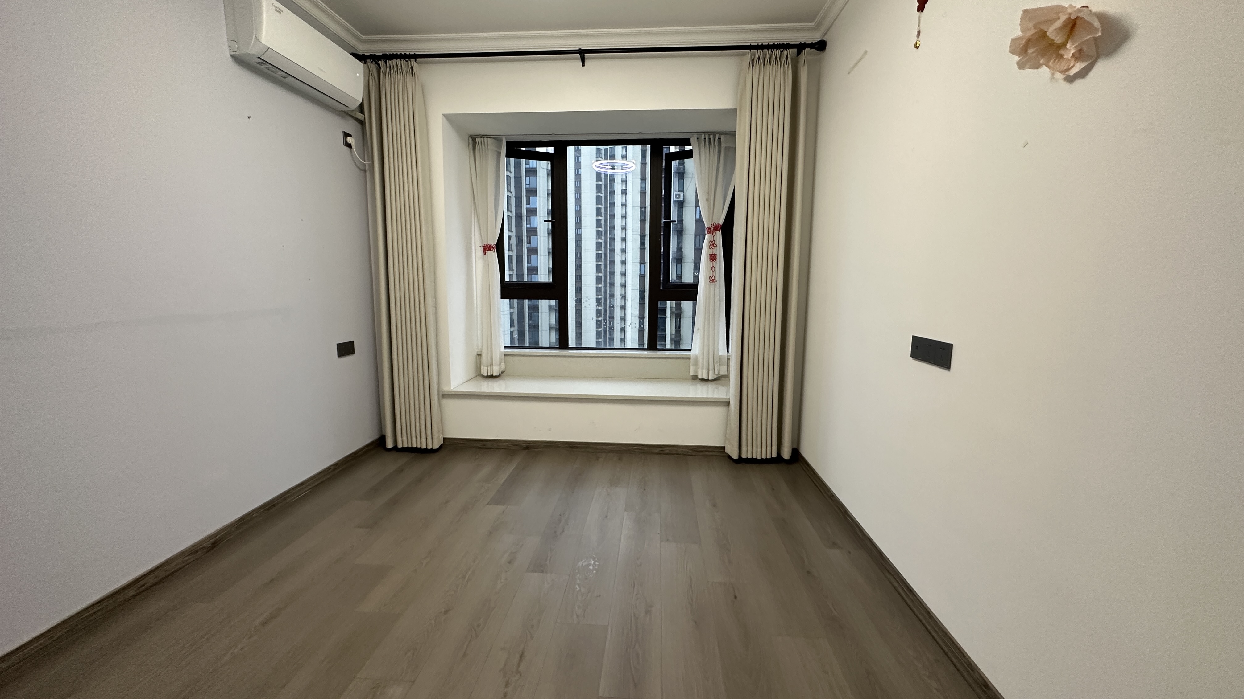 美的铂悦府  3室2厅2卫    63.0万室内图